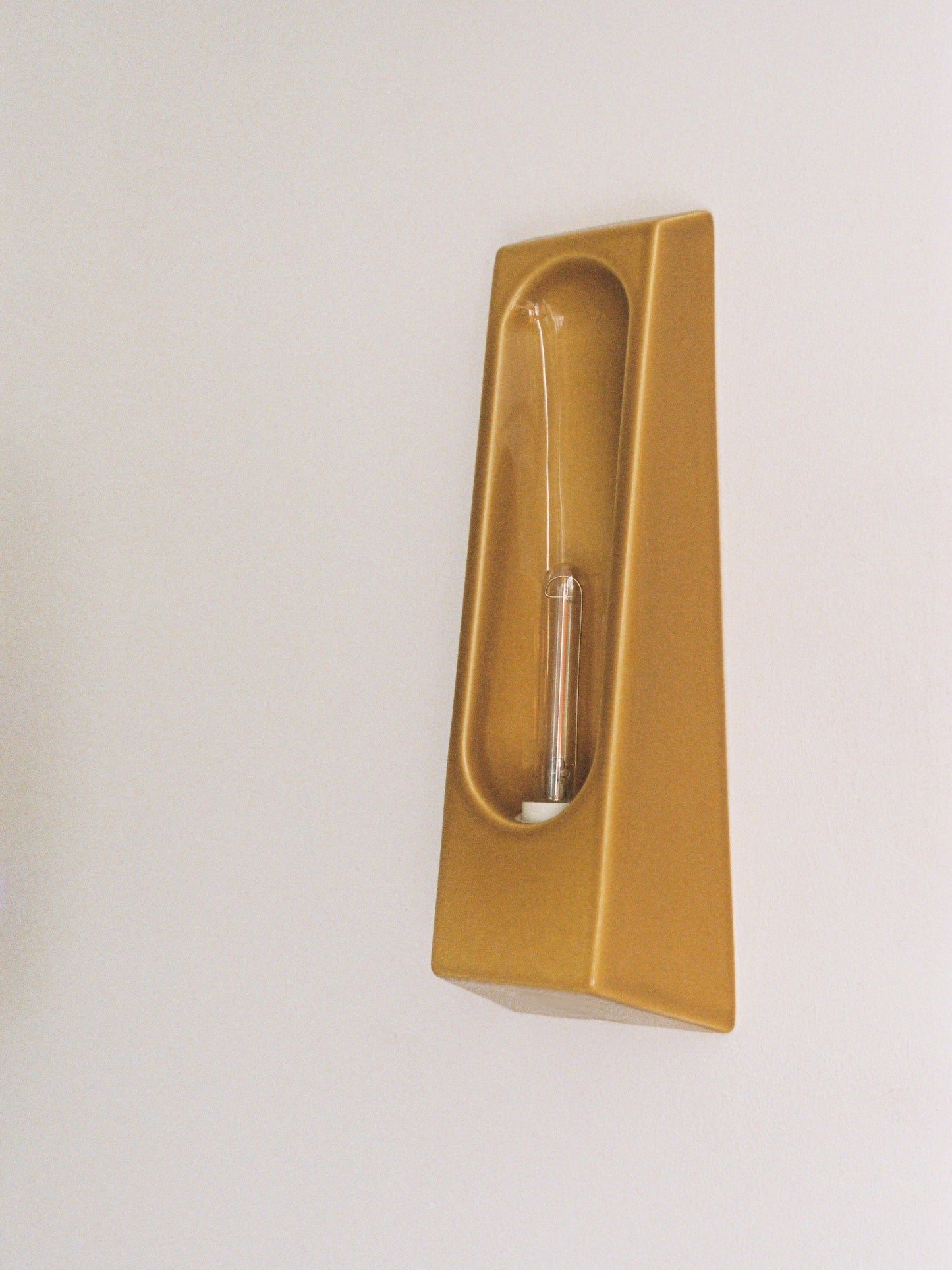 Alcove Wall Light in Ouro by Violaine dHarcourt