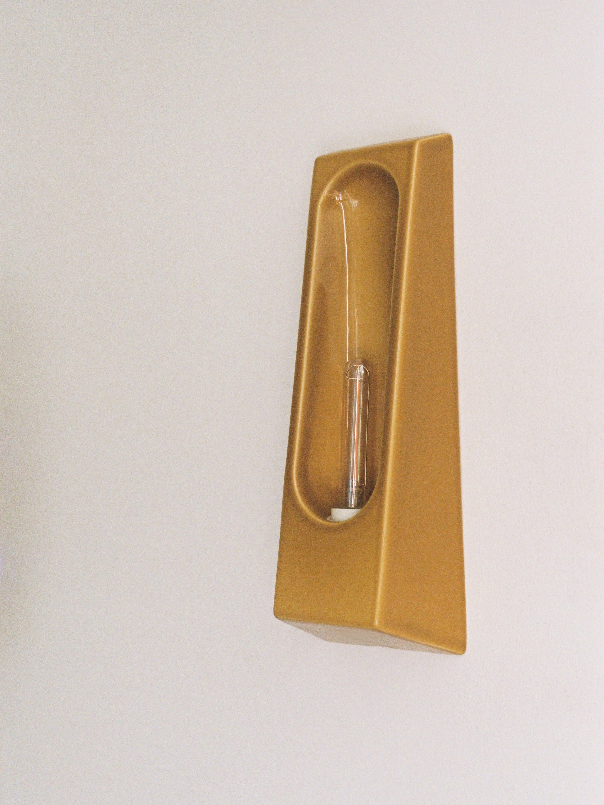 Alcove Wall Light in Ouro by Violaine dHarcourt