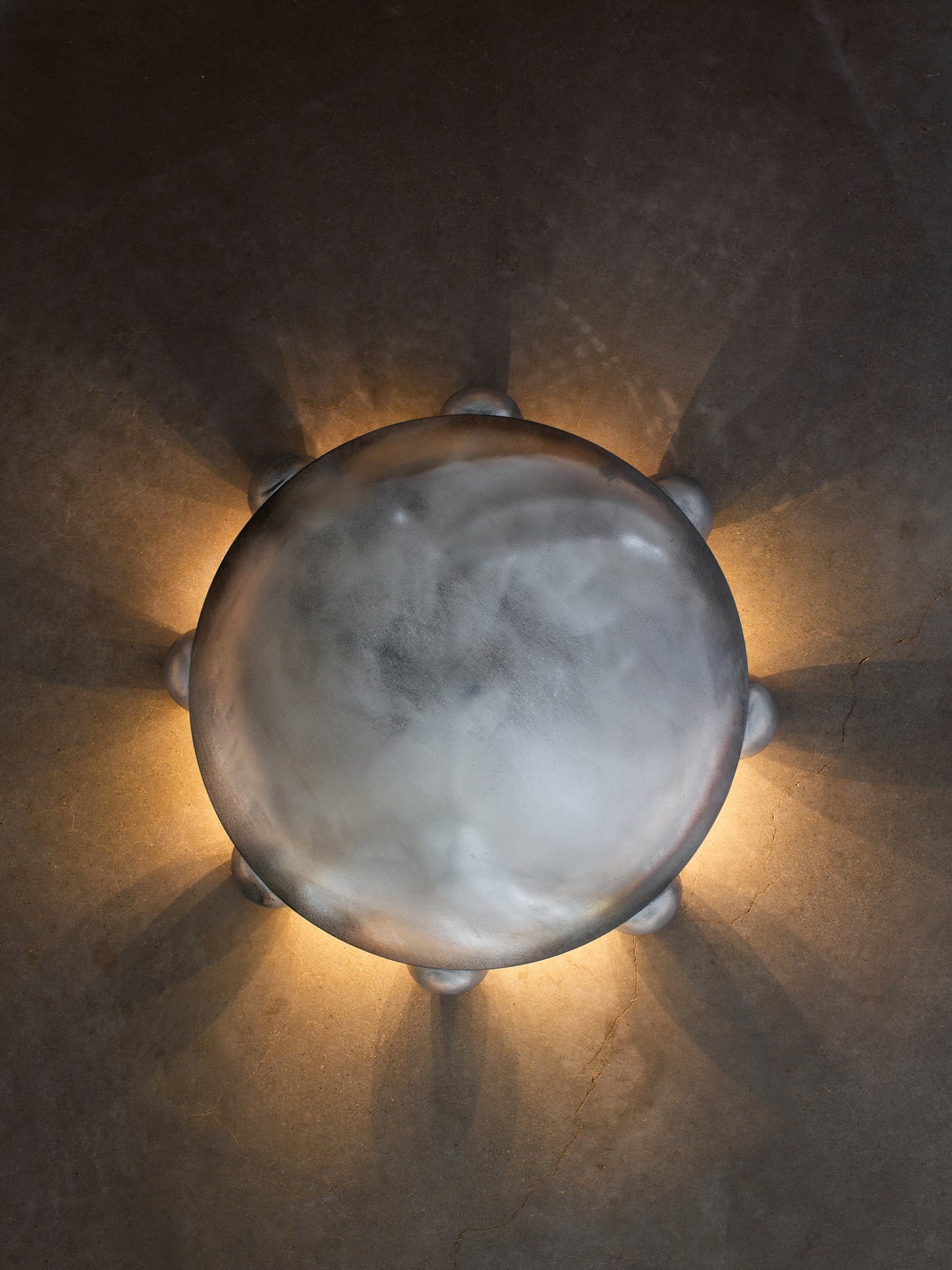 Alter Sconce in Aluminium Sconces