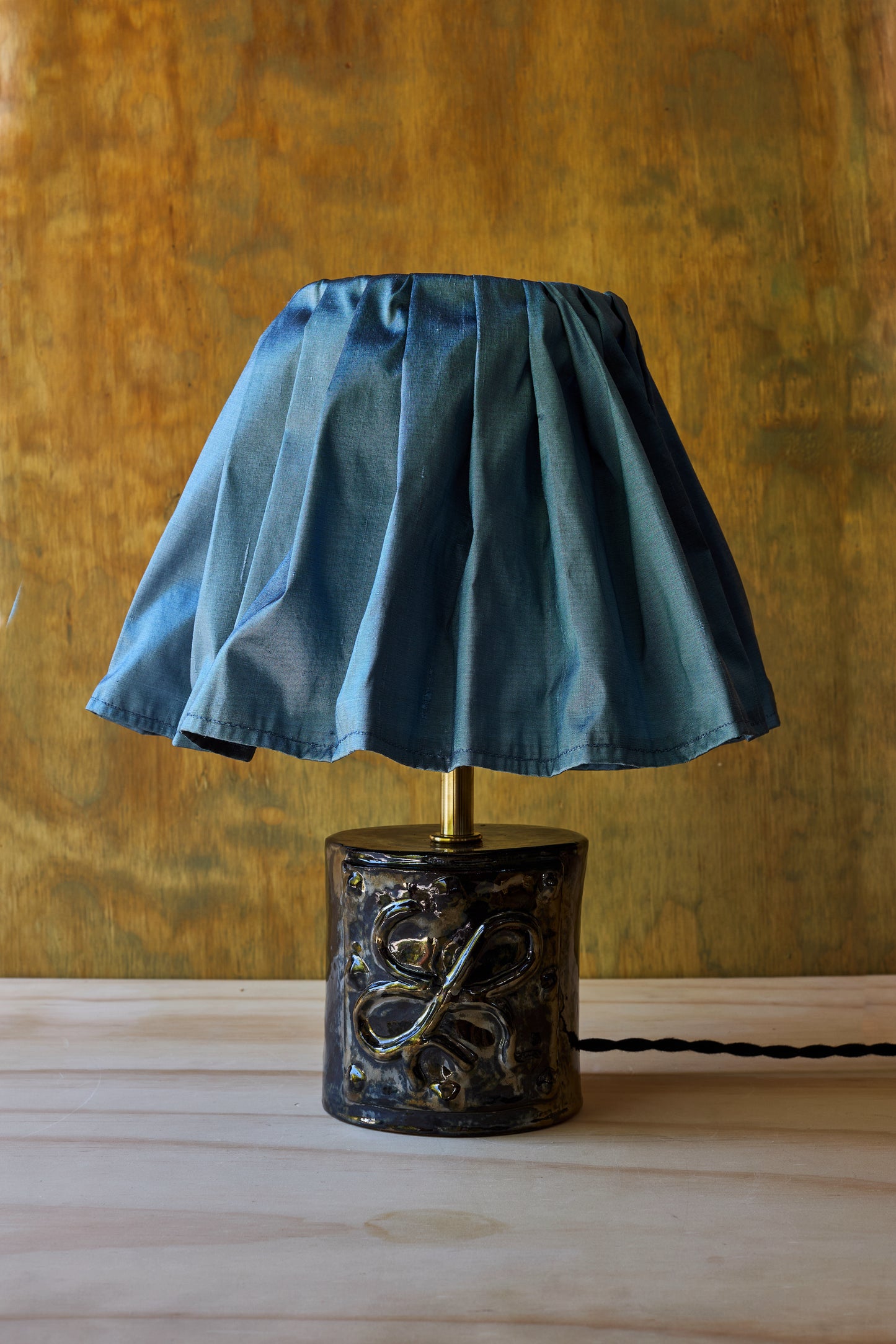 Anemone Table Lamp