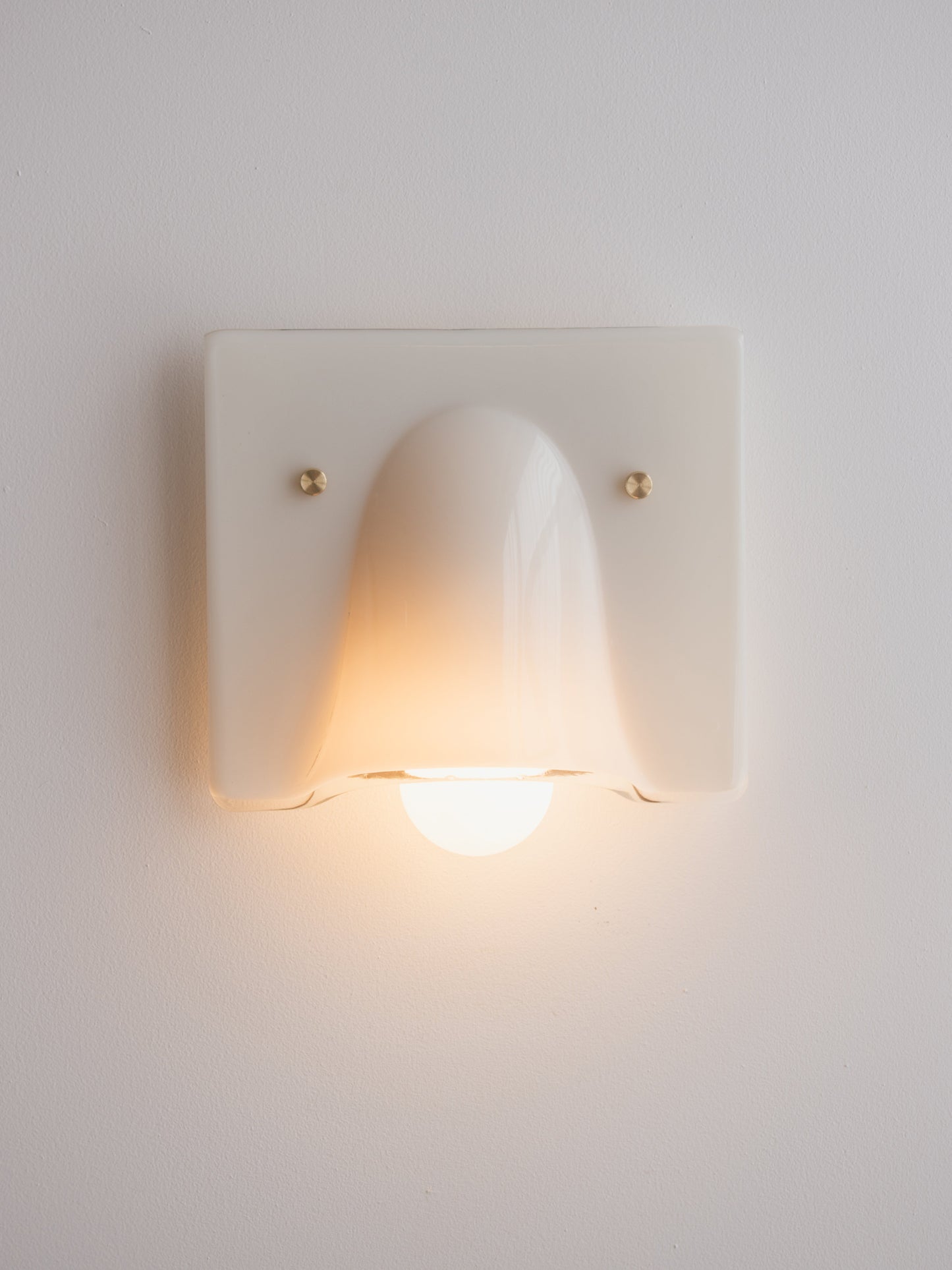 Single Calle Wall Sconce Sconces