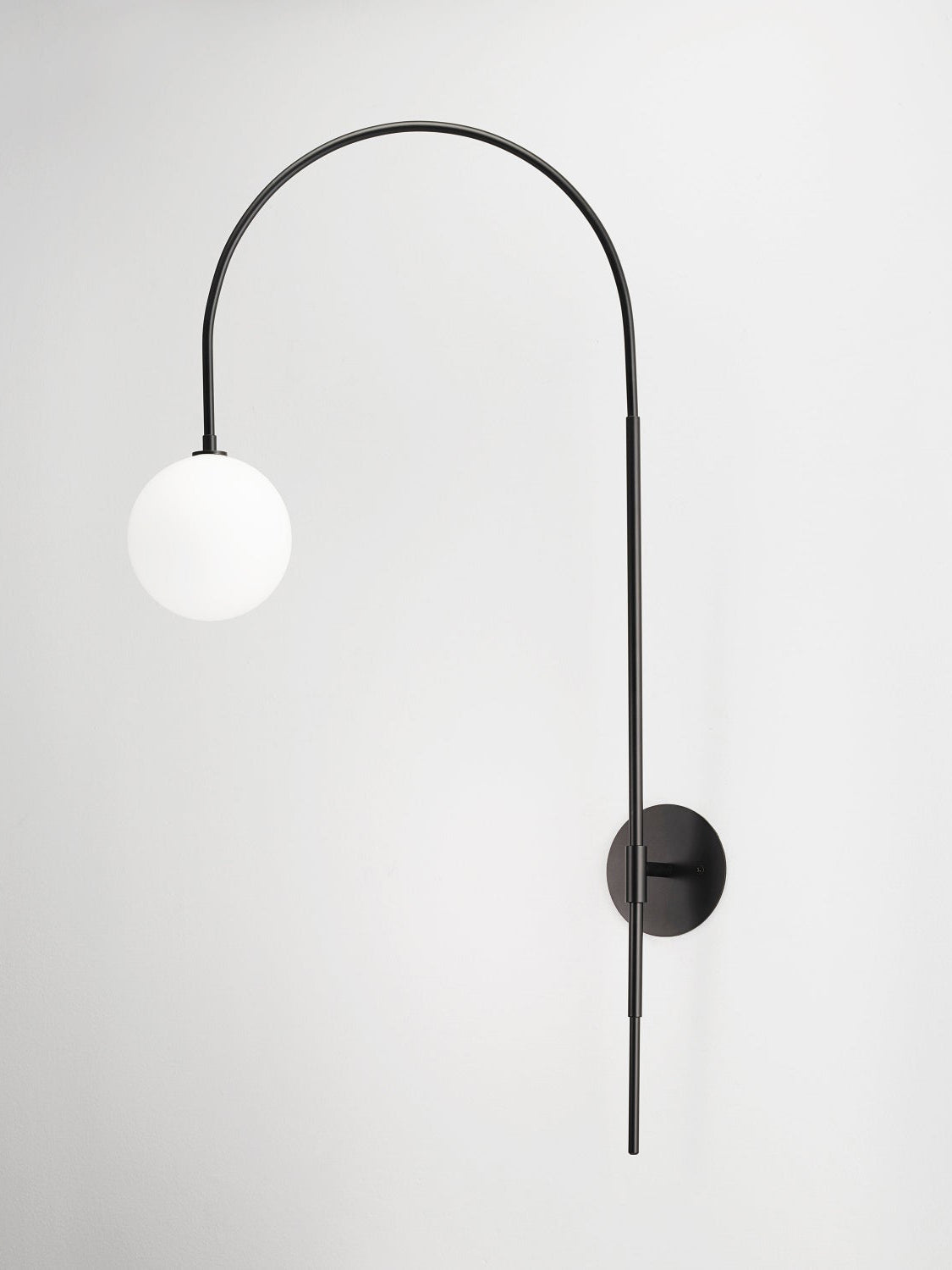 Arc Wall Lamp