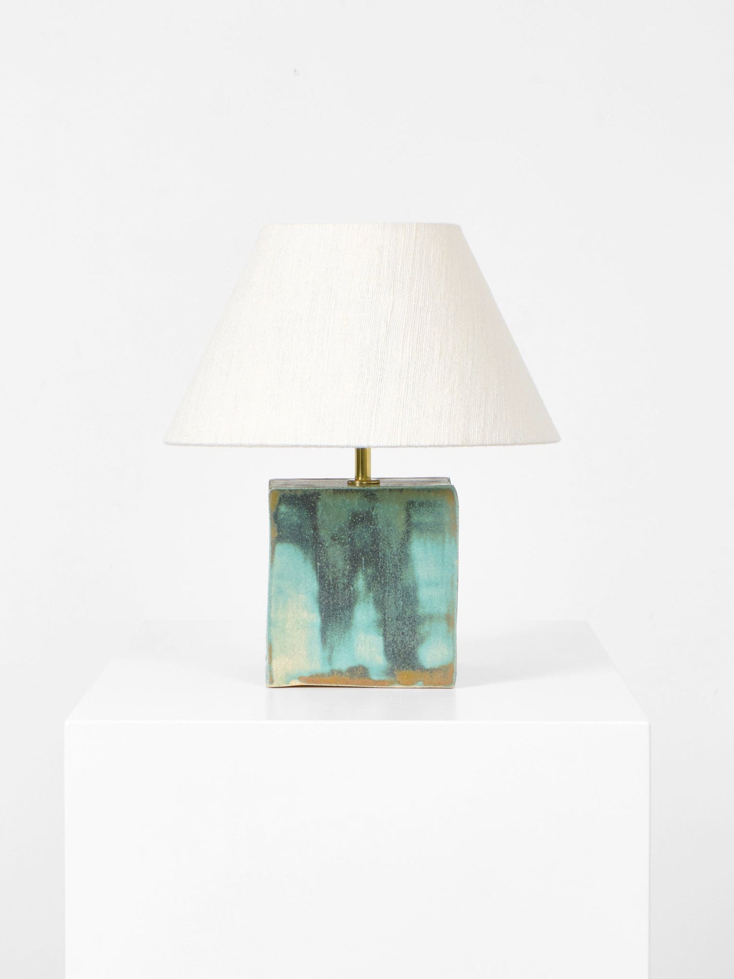 Arouca Table Light in Jade Table Lamps
