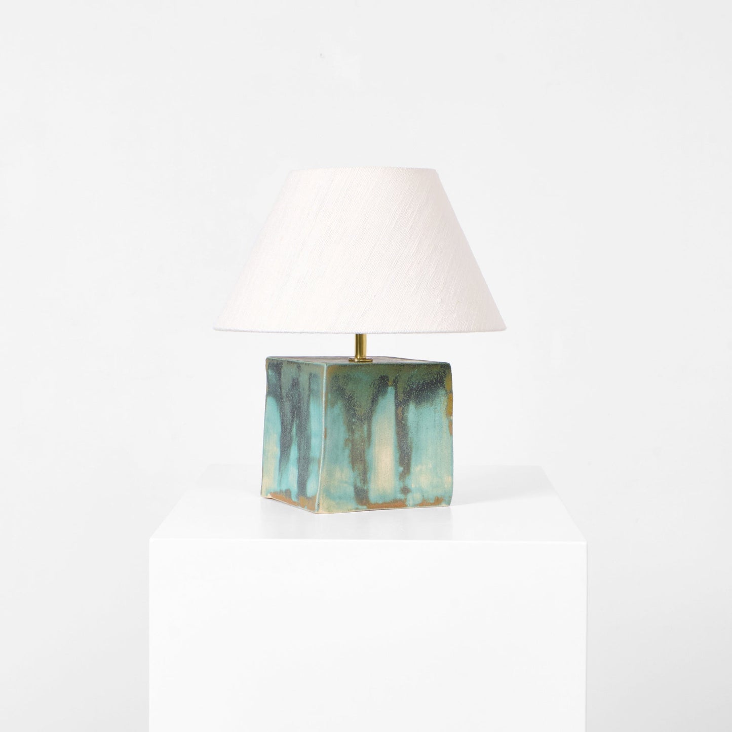 Arouca Table Light in Jade Table Lamps