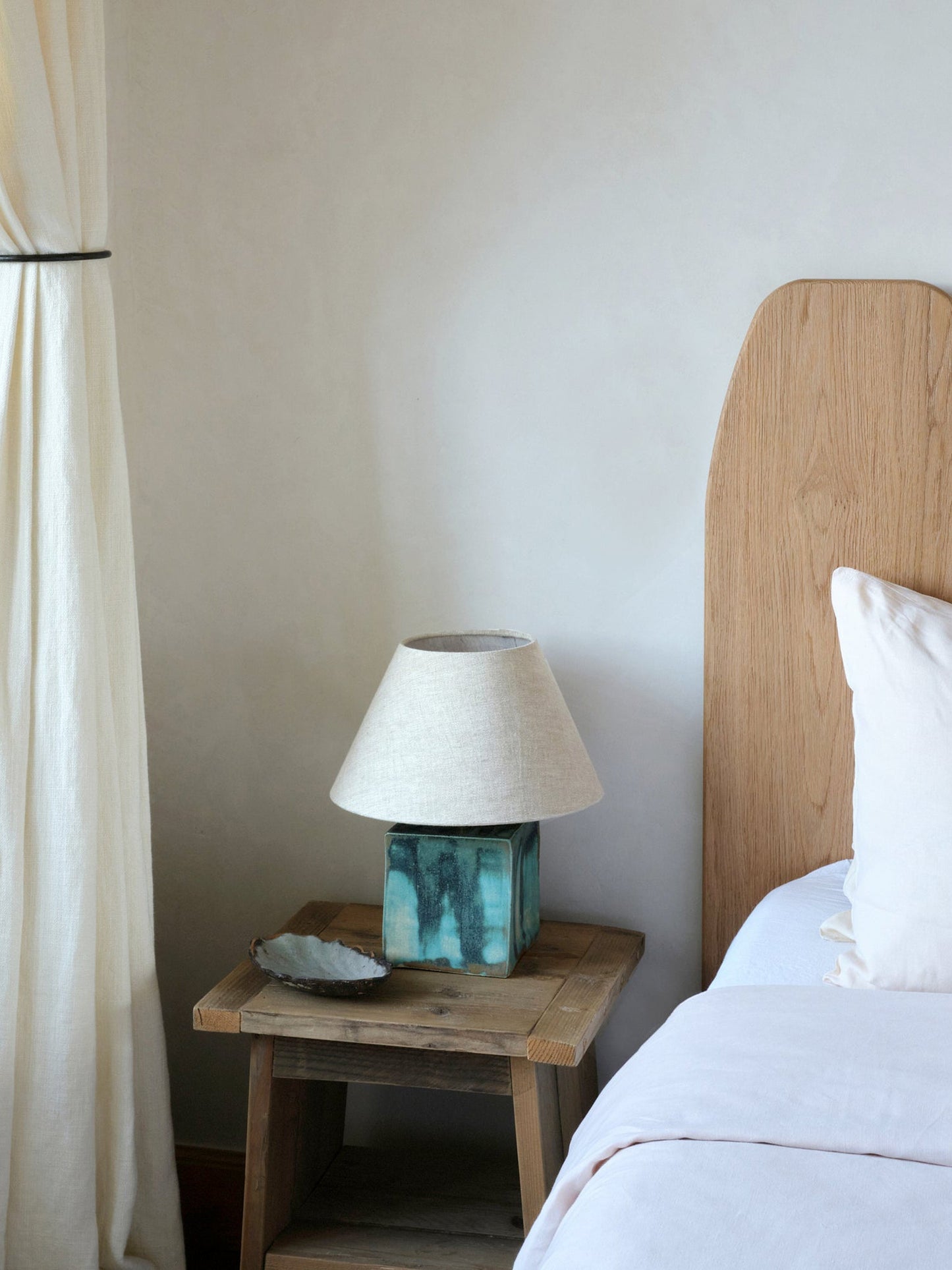 Arouca Table Light in Jade Table Lamps