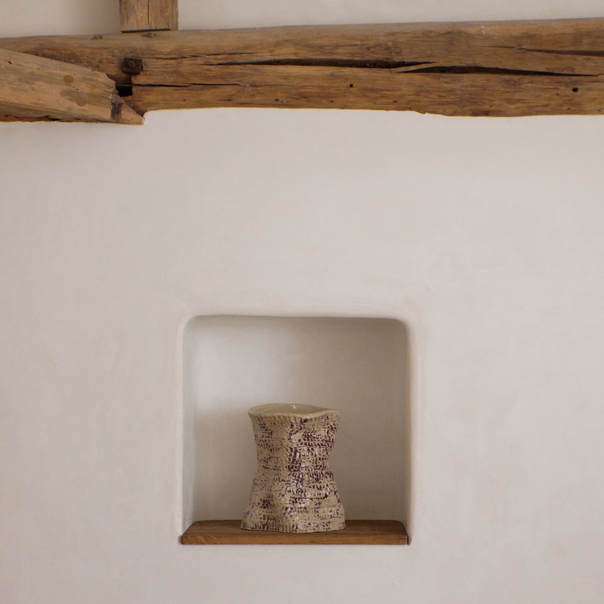 Casa Vase No.2 in Red Sand Vases