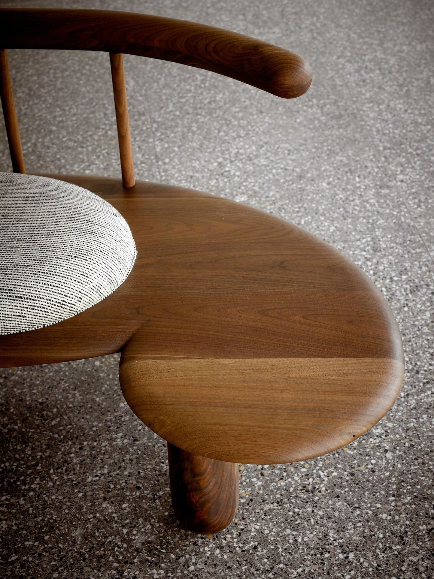 Checa Settee Sofas