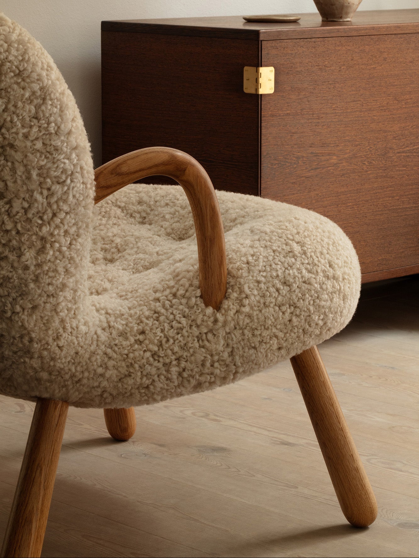 Clam Chair by Arnold Madsen Chairs