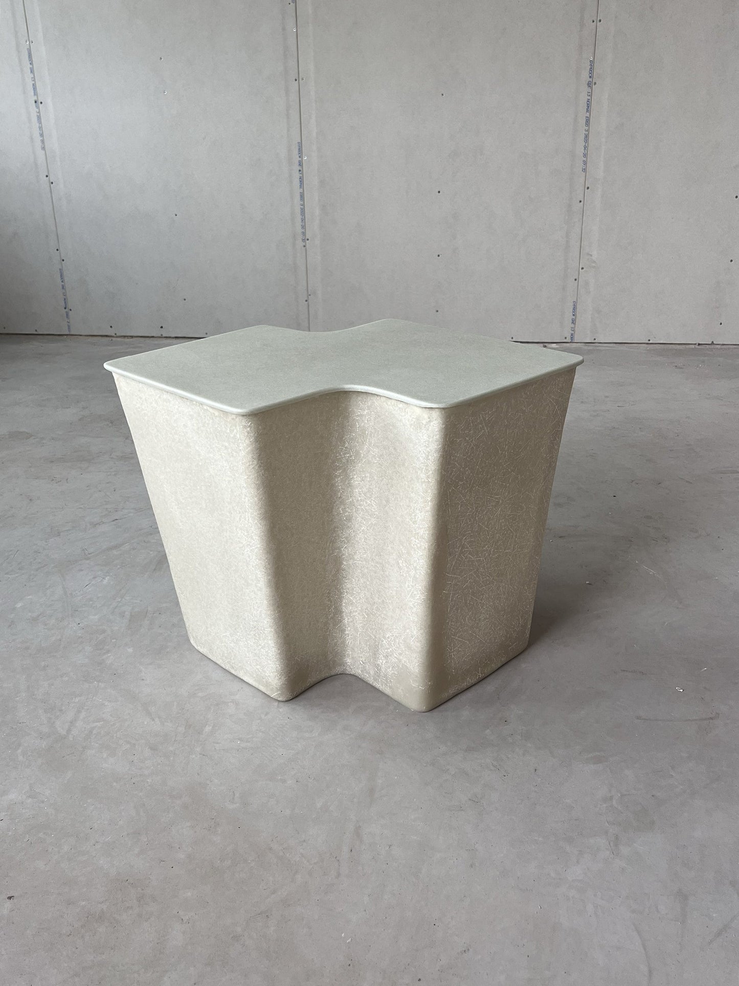 Clam Low Side Table by Vava Objects End Tables