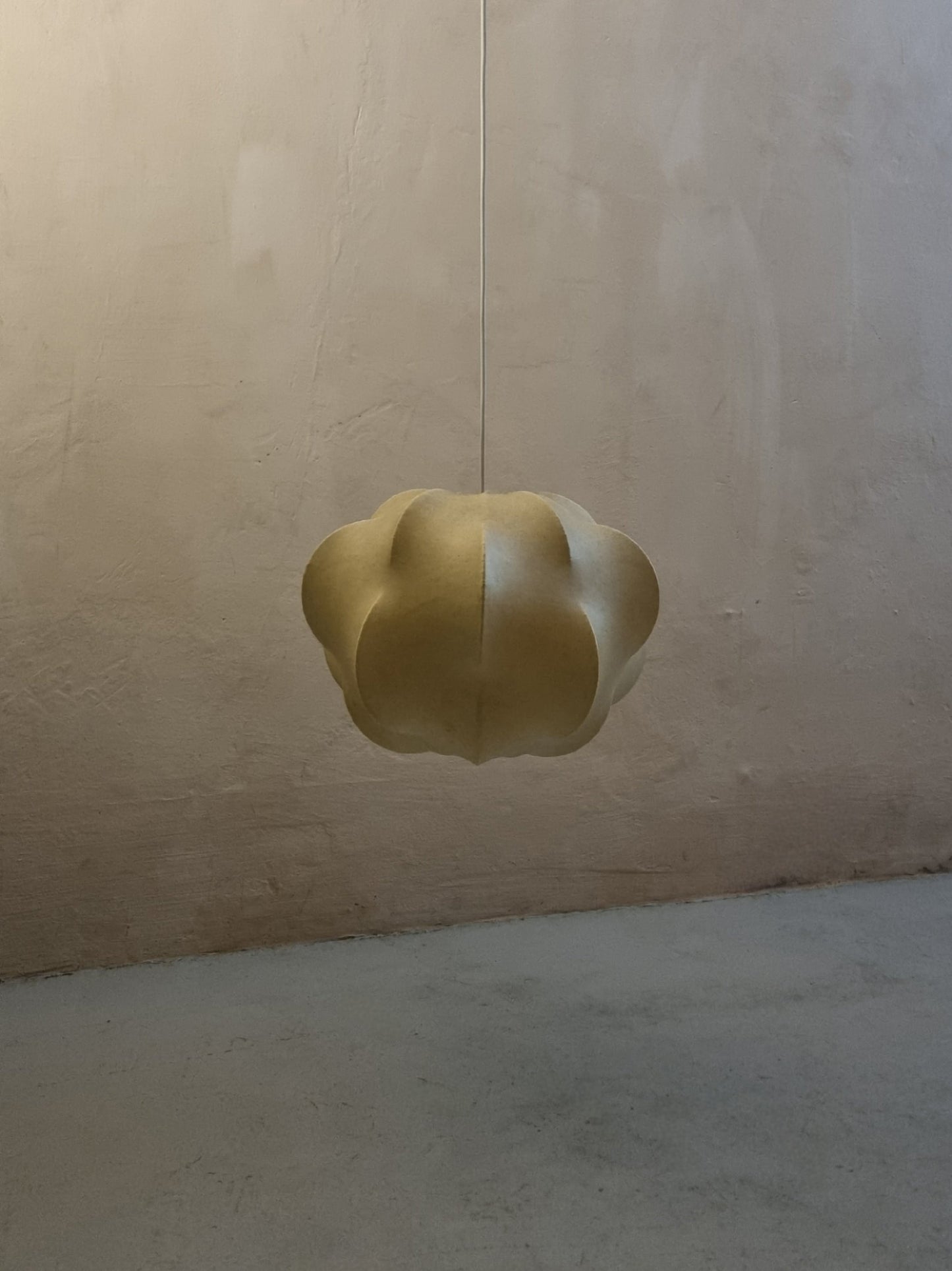 Cocoon Suspension Lamp of Italian Production, 1960s Pendant Lights