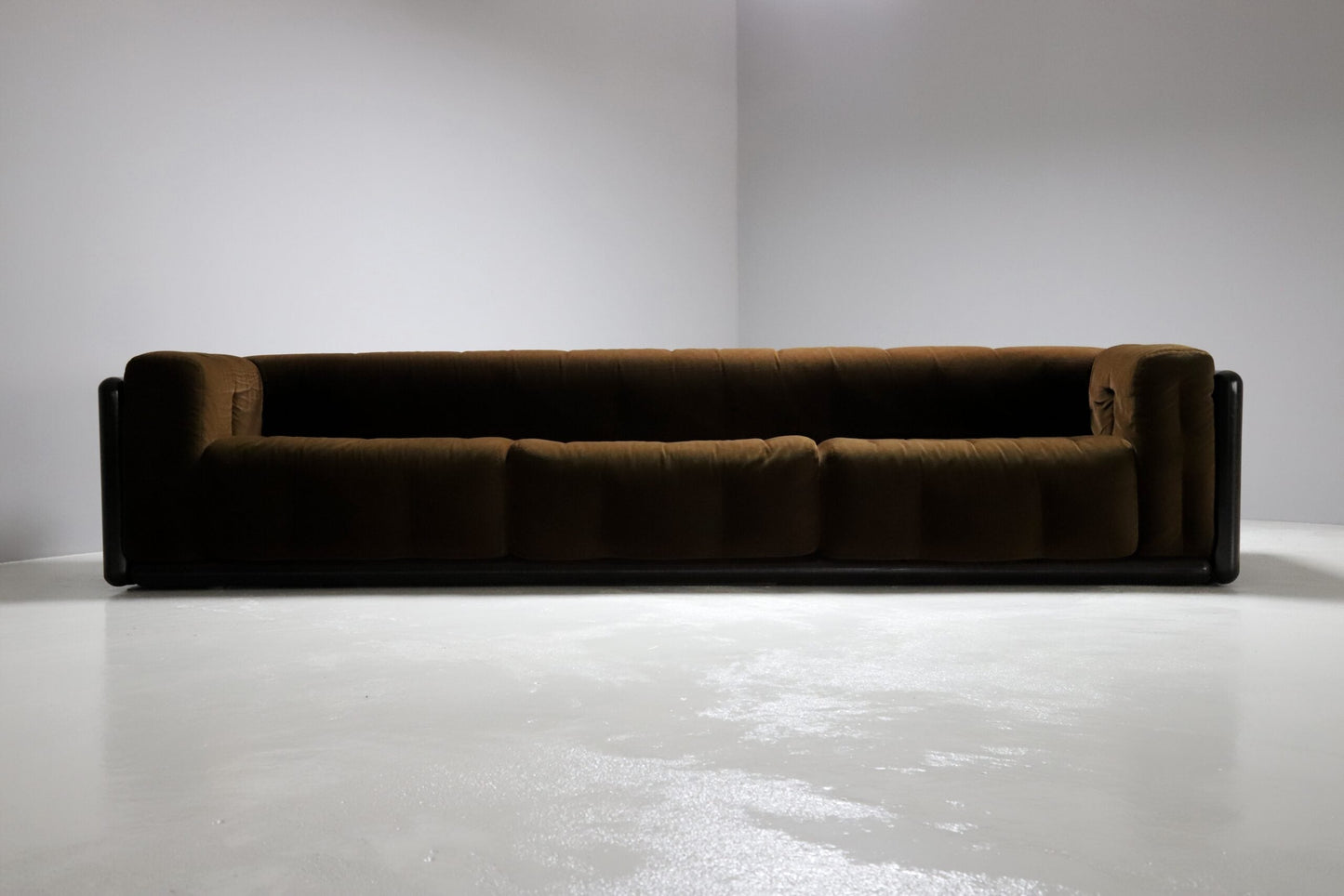 "Cornaro" Sofa by Carlo Scarpa for Simon Sofas
