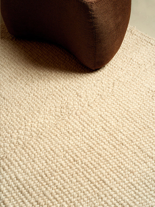 Crudo Rug in Soga Texture - Carded Wool Rugs