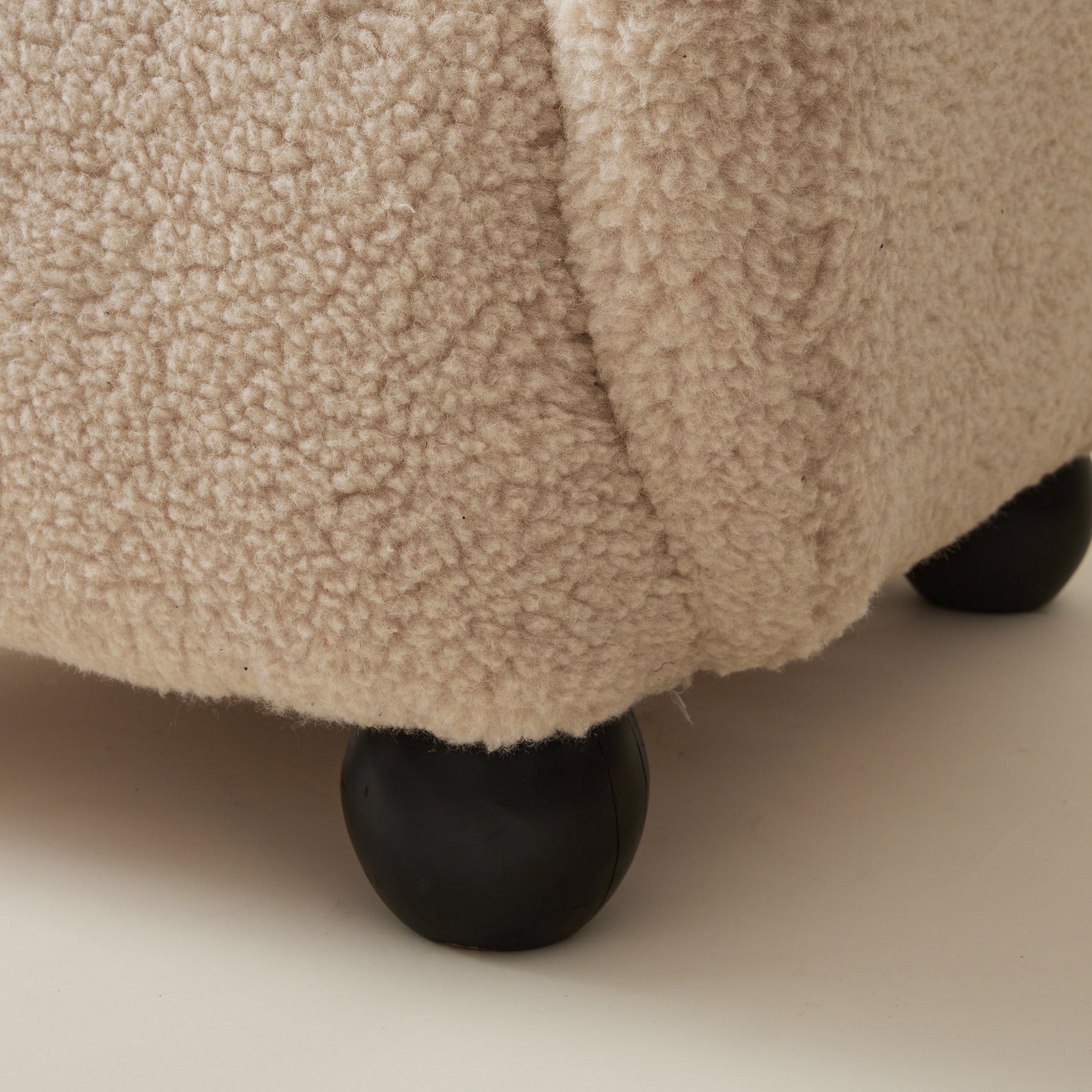 Danish Cabinetmaker Lounge Chairs in Ivory Shearling, 1940s, a Pair Chairs