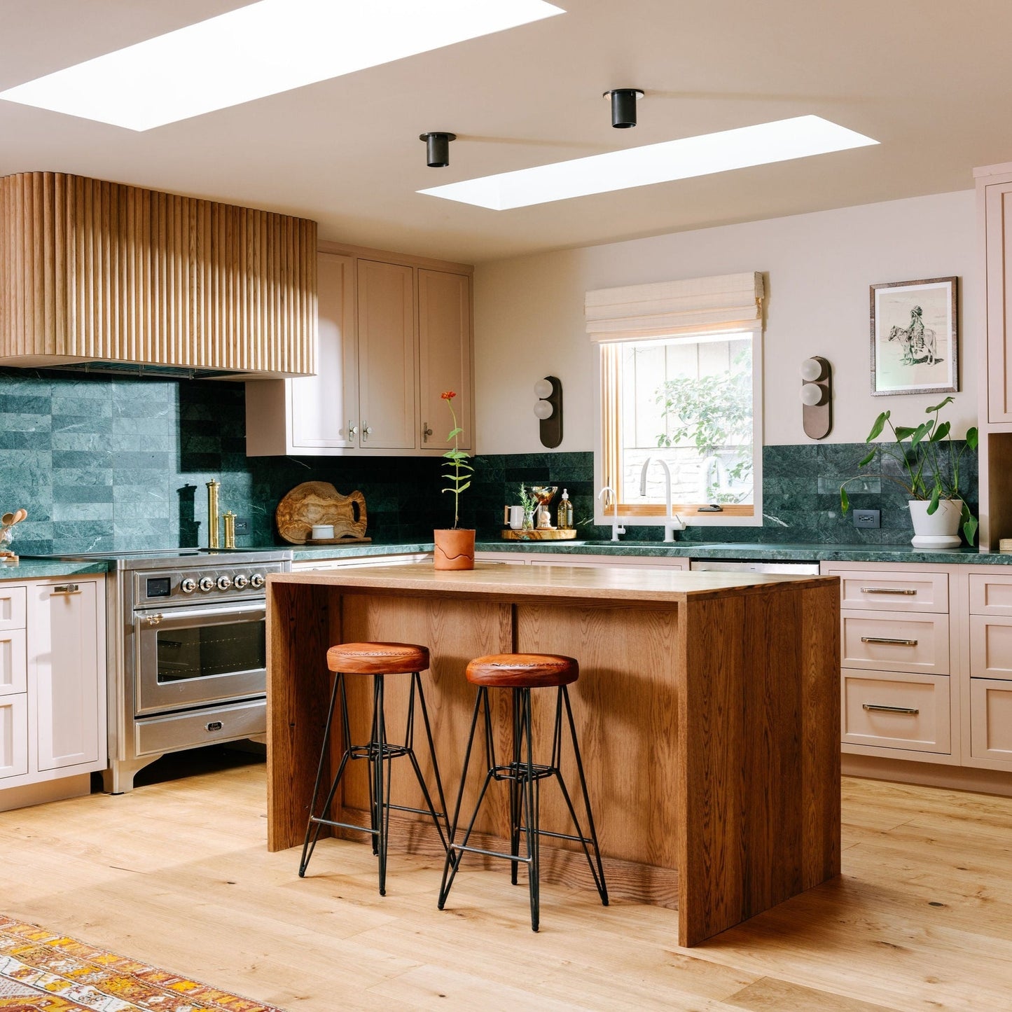 Eccolo Wall Sconce Sconces