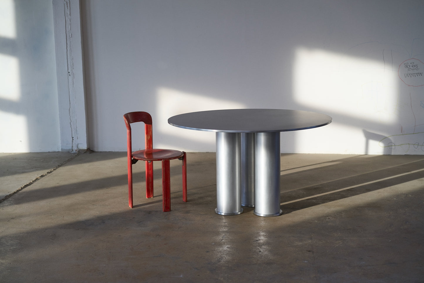 Elephant Tripod Table