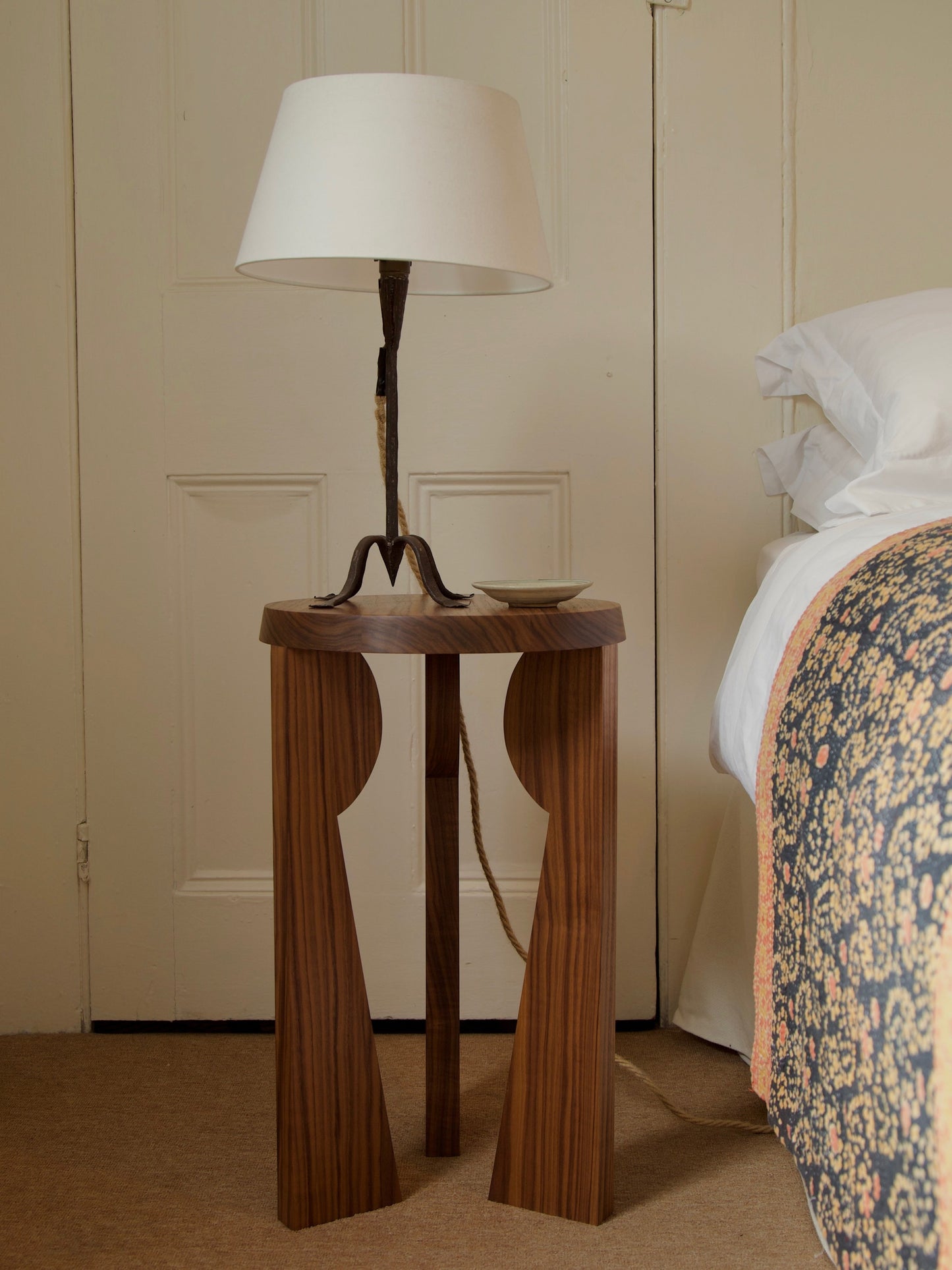 Figure Side Table 03 End Tables