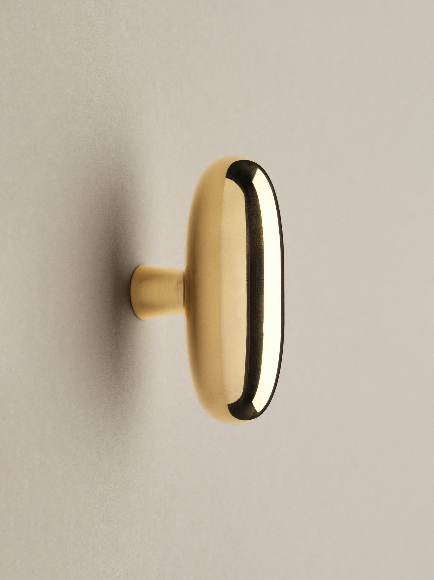 Grande Blunt Cabinet Knob Decorative Objects
