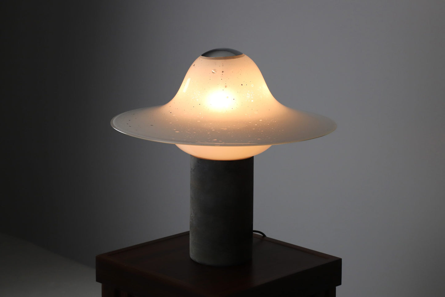 Large "Scavo" Table Lamp by Alfredo Barbini Table Lamps
