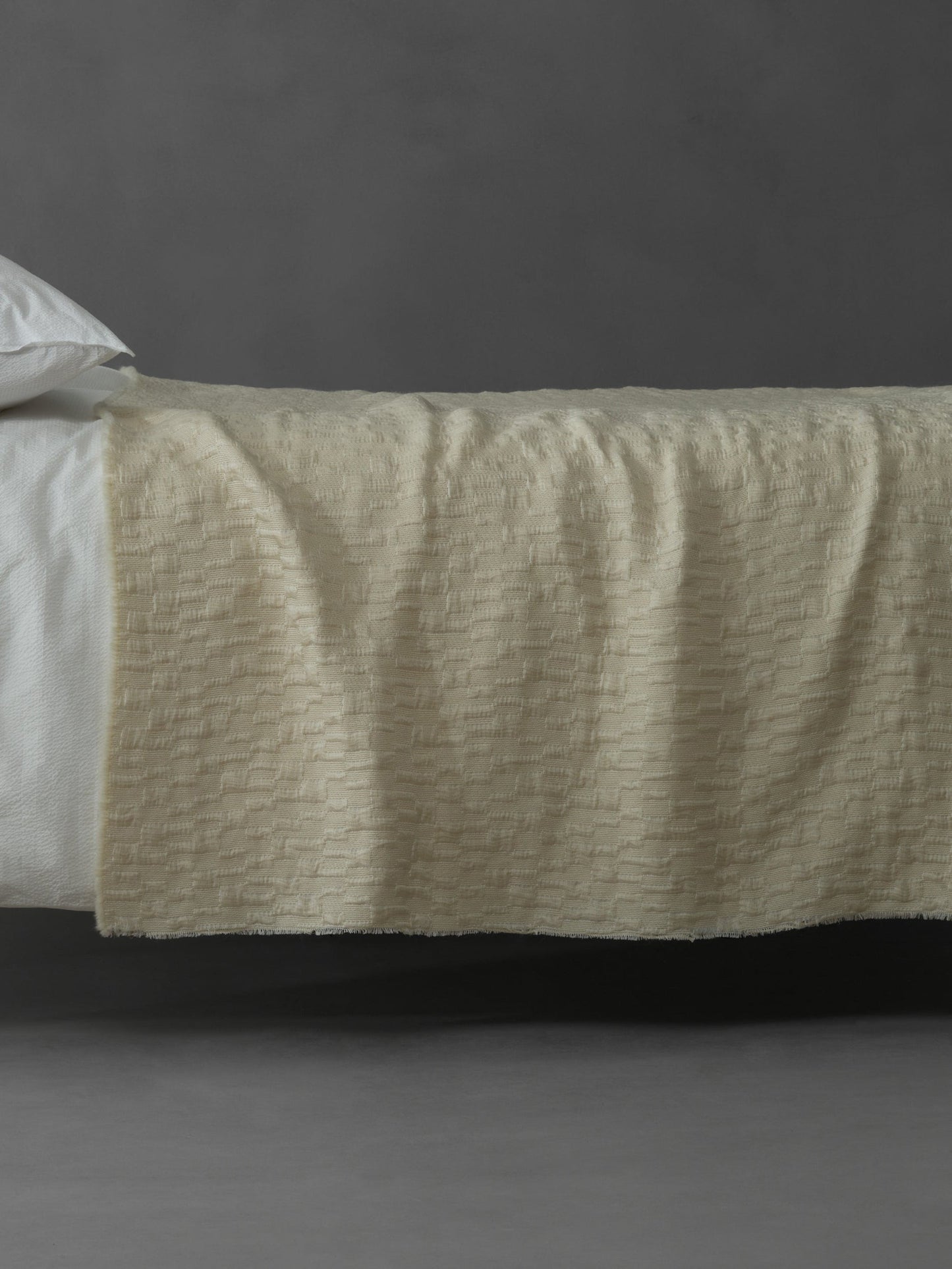 Layal Blanket in Bianco by Society Limonta
