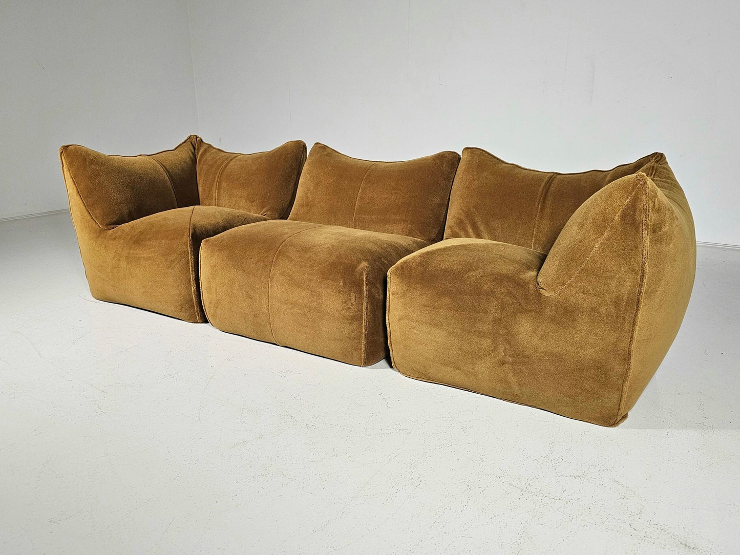 Le Bambole 3-Seater Sofa by Mario Bellini for B&B Italia, 1970s Sofas