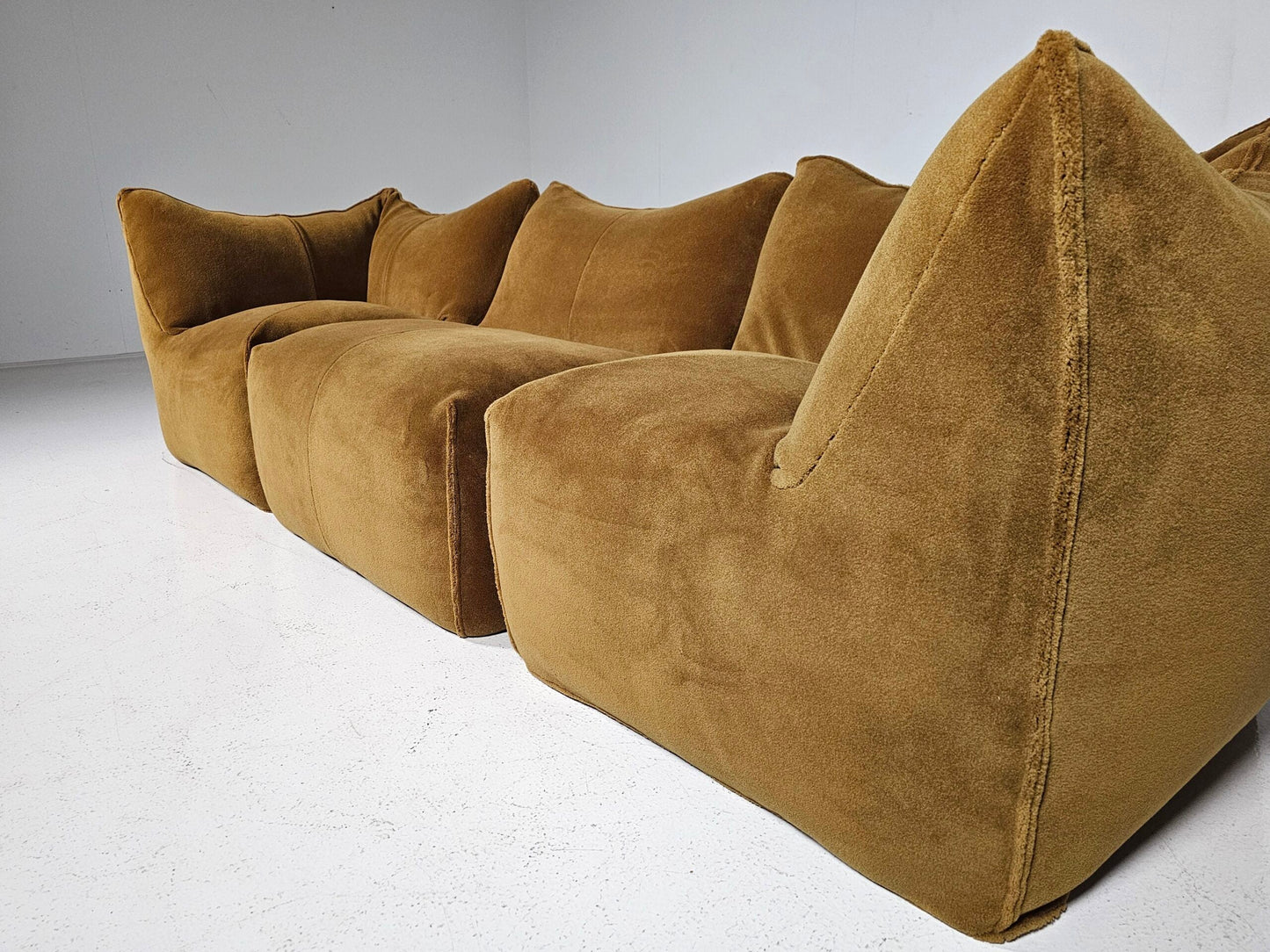 Le Bambole 3-Seater Sofa by Mario Bellini for B&B Italia, 1970s Sofas