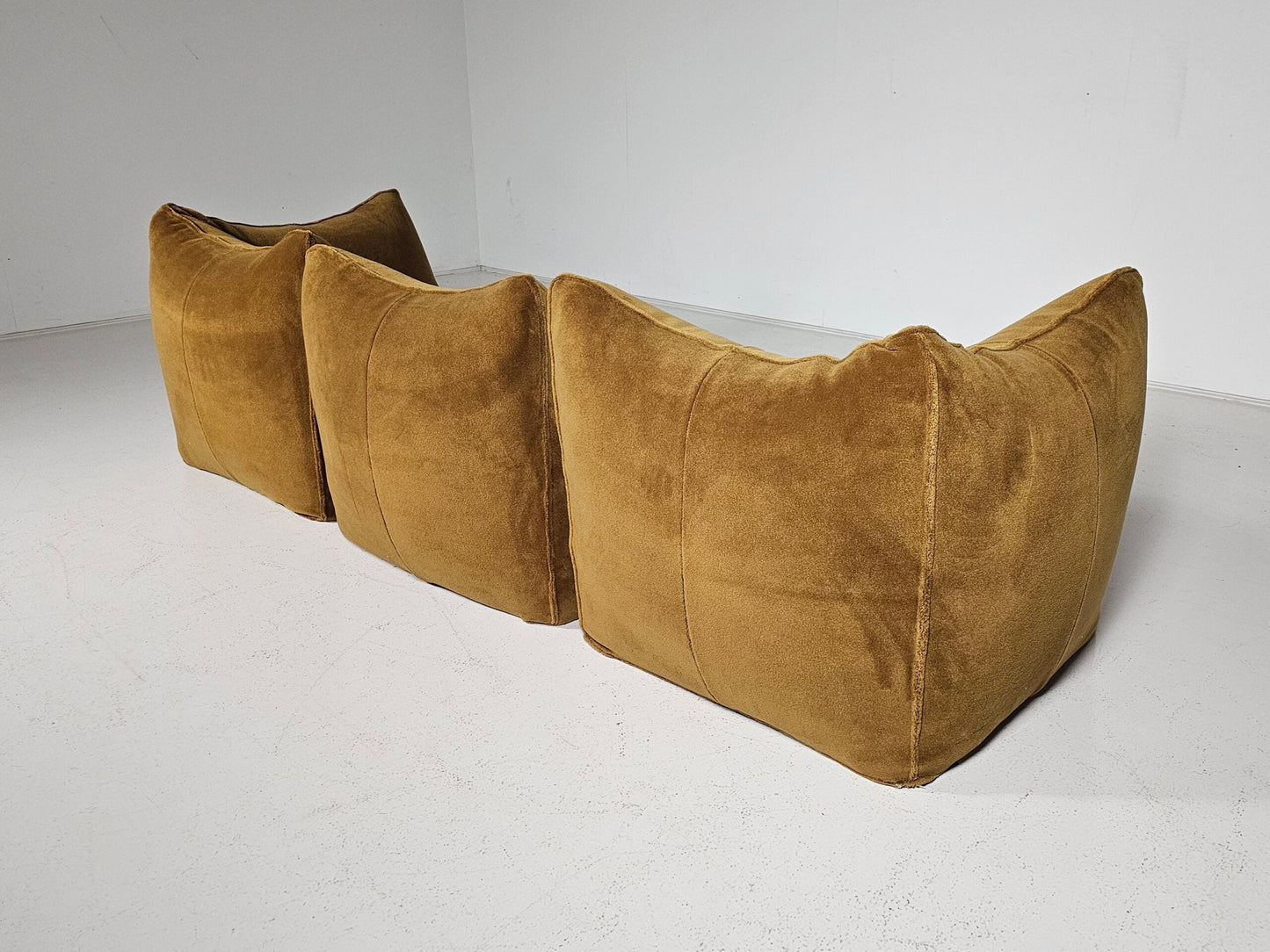 Le Bambole 3-Seater Sofa by Mario Bellini for B&B Italia, 1970s Sofas