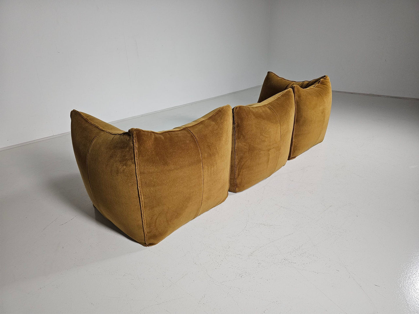 Le Bambole 3-Seater Sofa by Mario Bellini for B&B Italia, 1970s Sofas