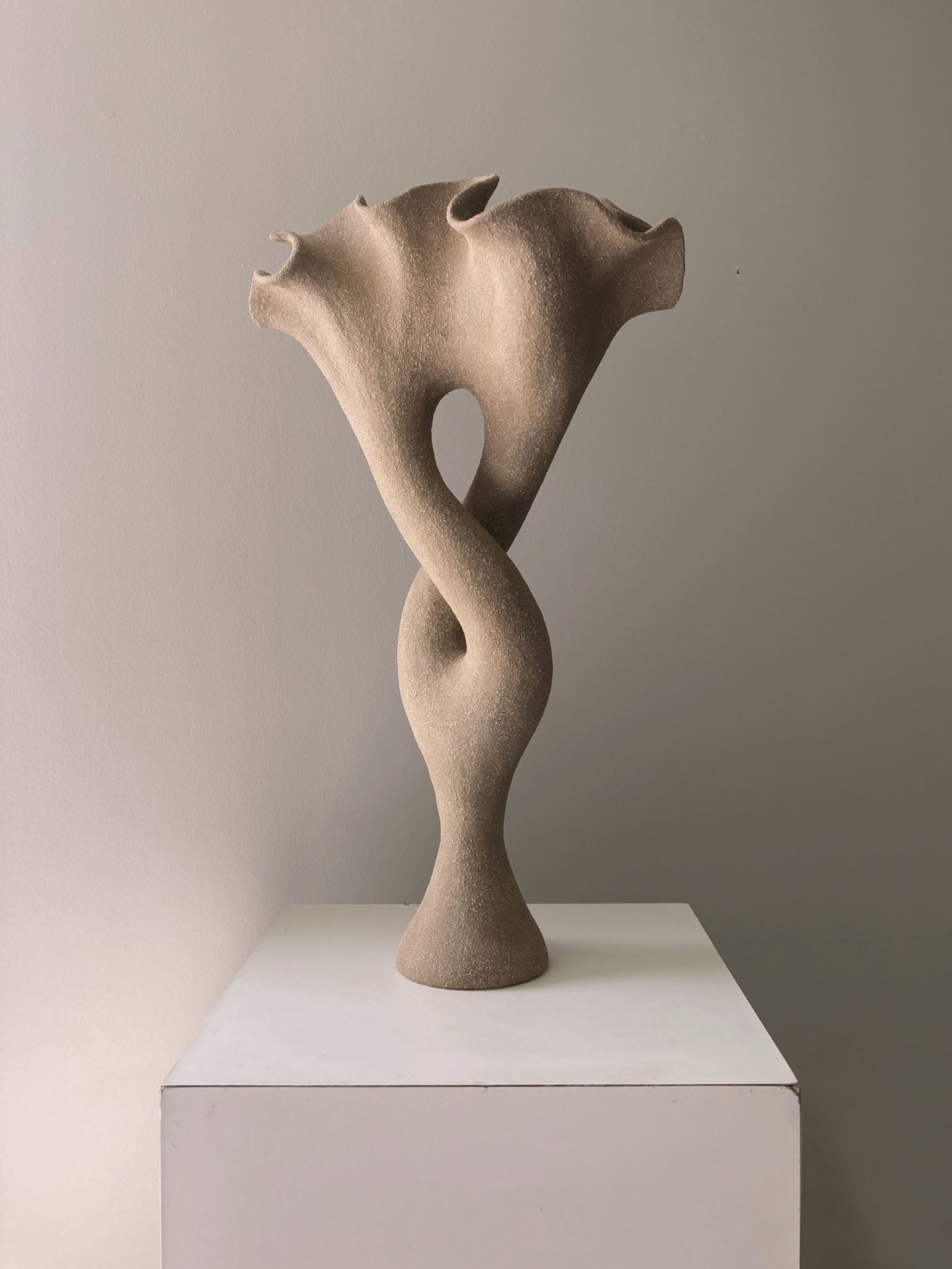 Leap Vase 2025 Vases