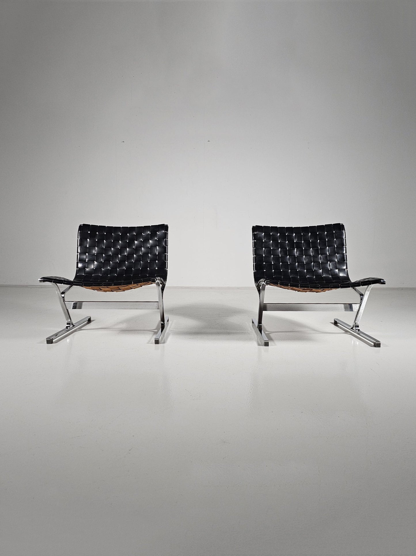 Pair of Luar Lounge Chairs by Ross Littell for ICF De Padova, 1960s Armchair