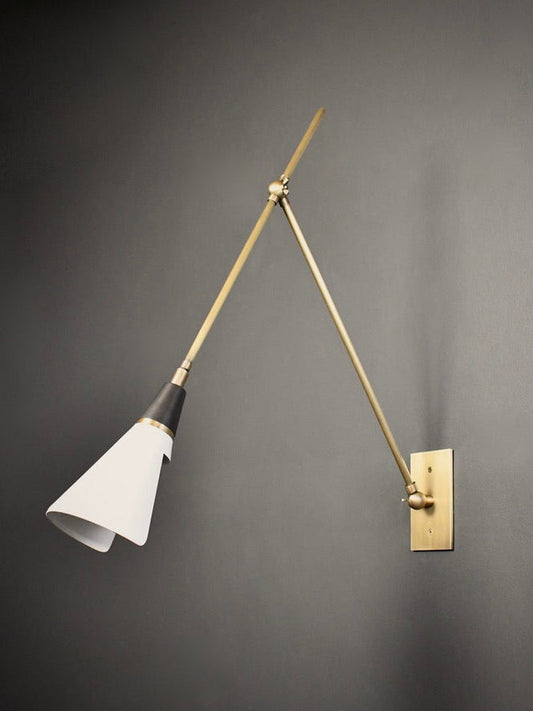 Magari Wall Lamp