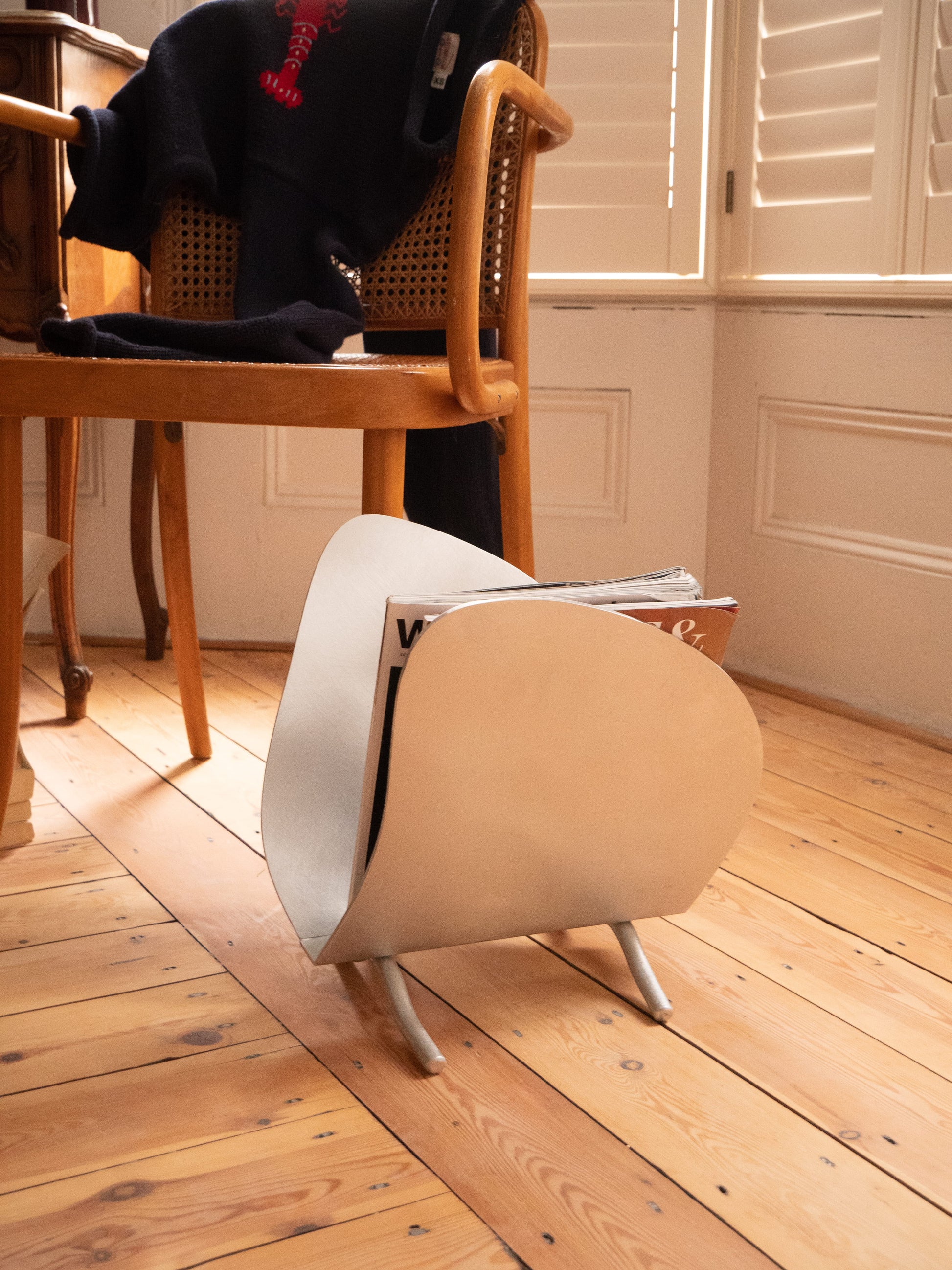 Magazine Rack by Six Dots Designs Magazine Racks