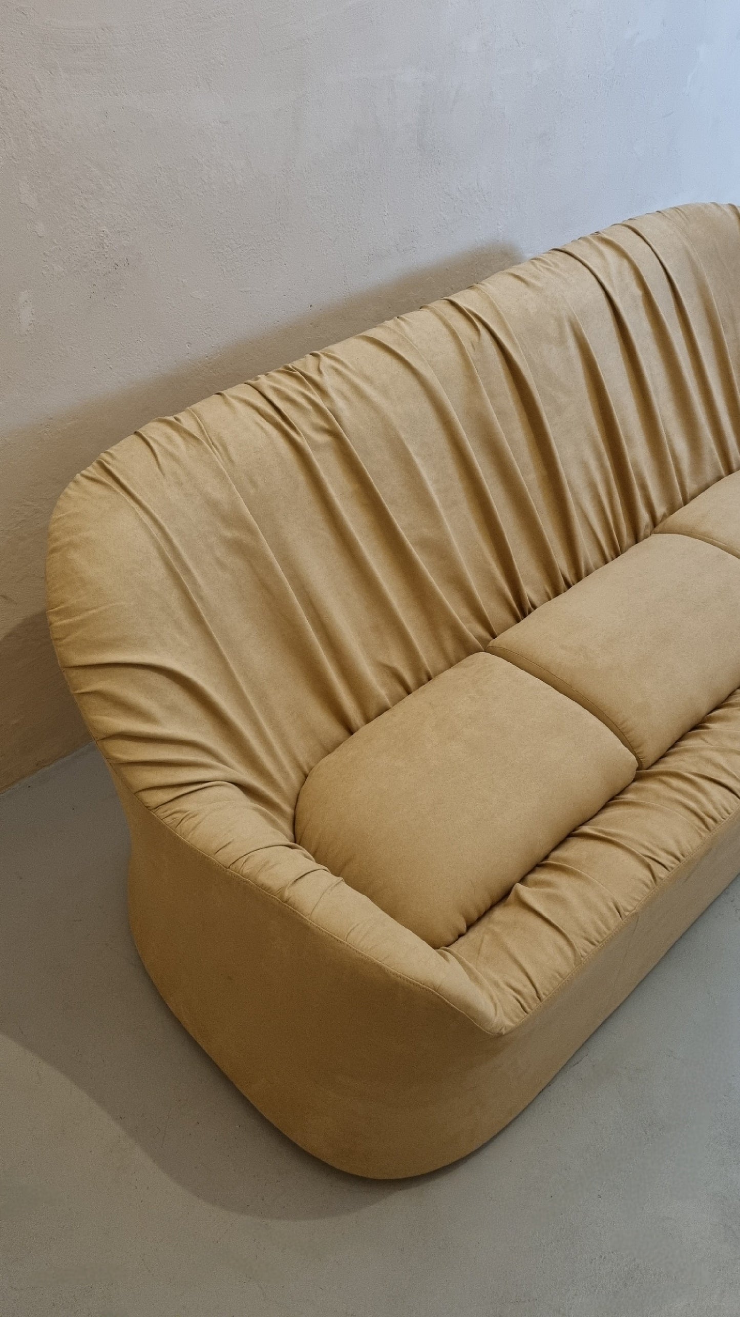 Maja Sofa Sofas Vintage