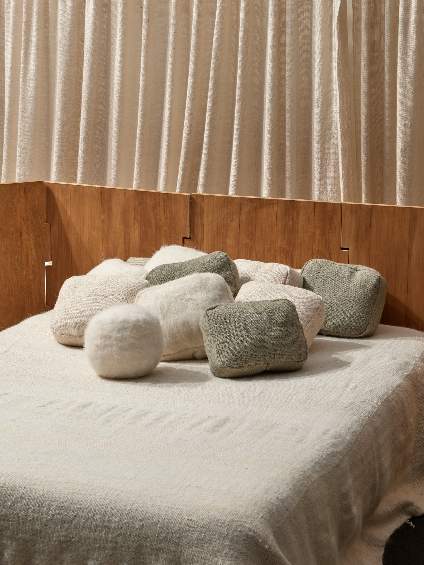 Otono Yerba Marshmallow Pillow - Light Texture Pillows