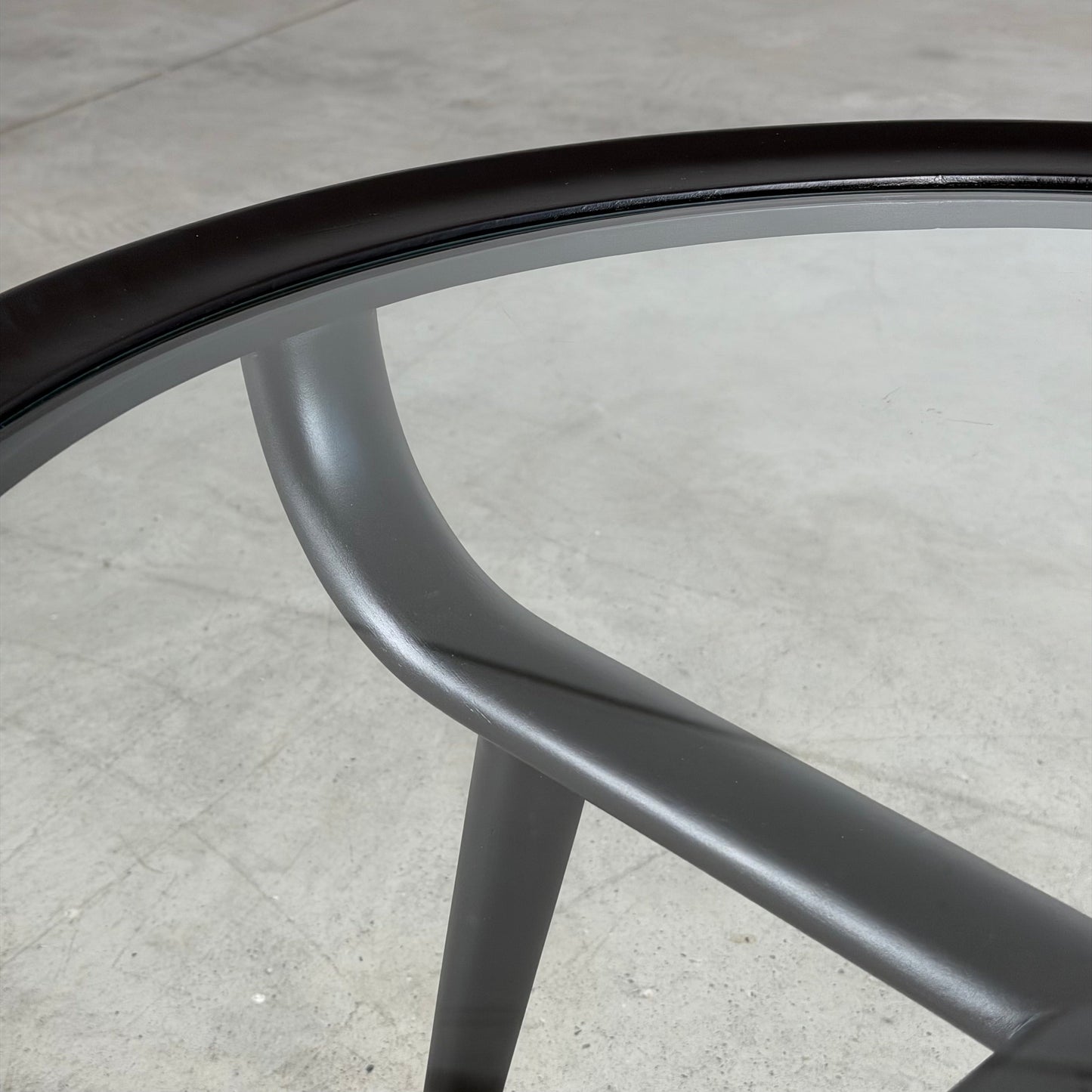 Nicolay Diulgheroff Semi-Matte Black Lacquer Round Coffee Table, Italy, 1950s Coffee Tables