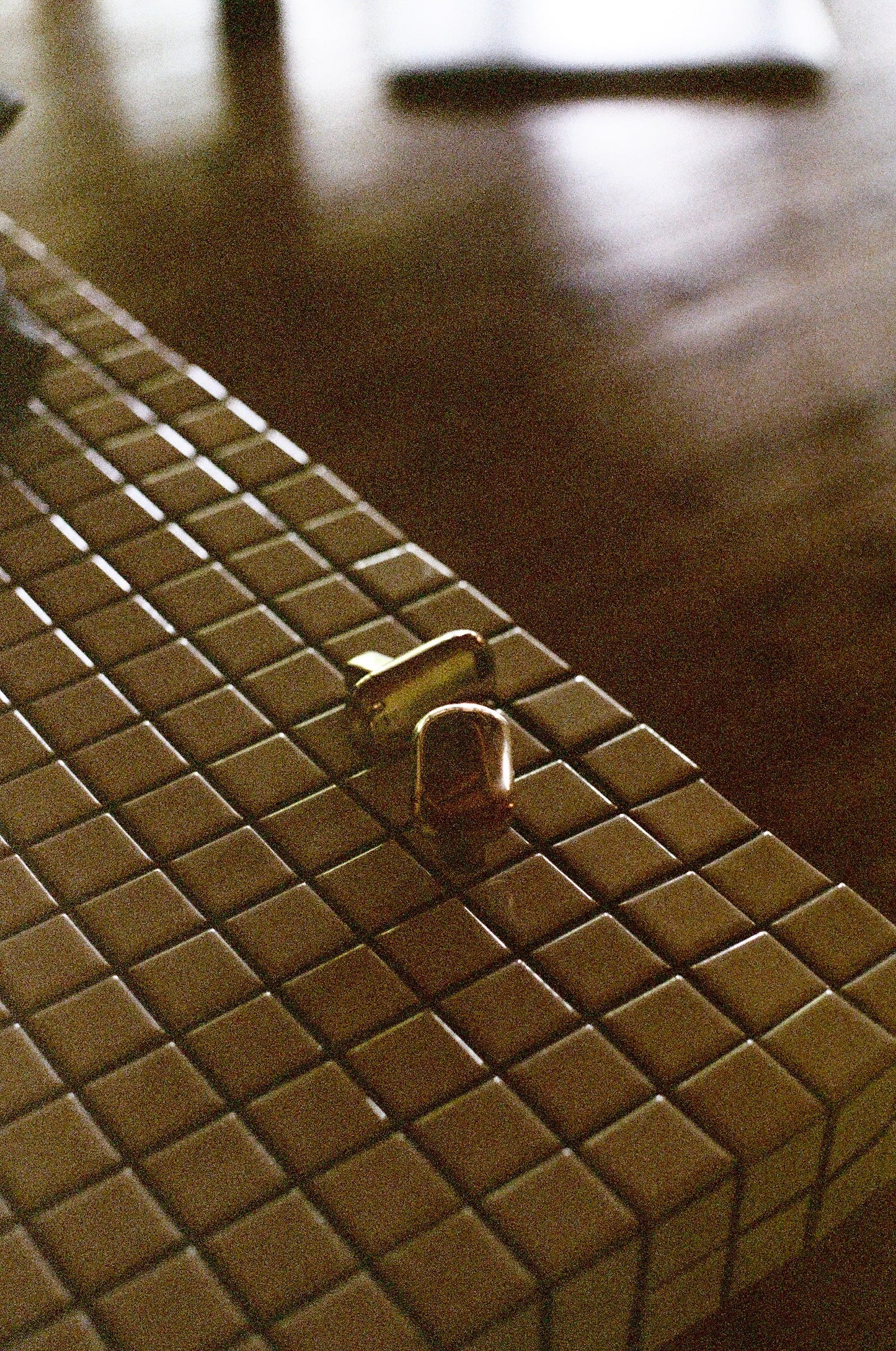 Oval Knob/Hook Hardware