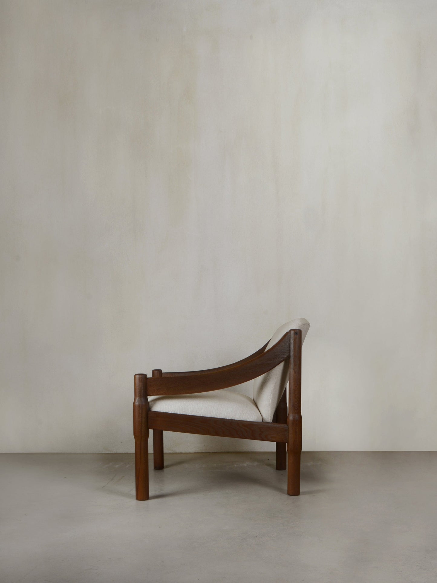Pair of Carimate 930 Armchair by Vico Magistretti, 1960 Chairs