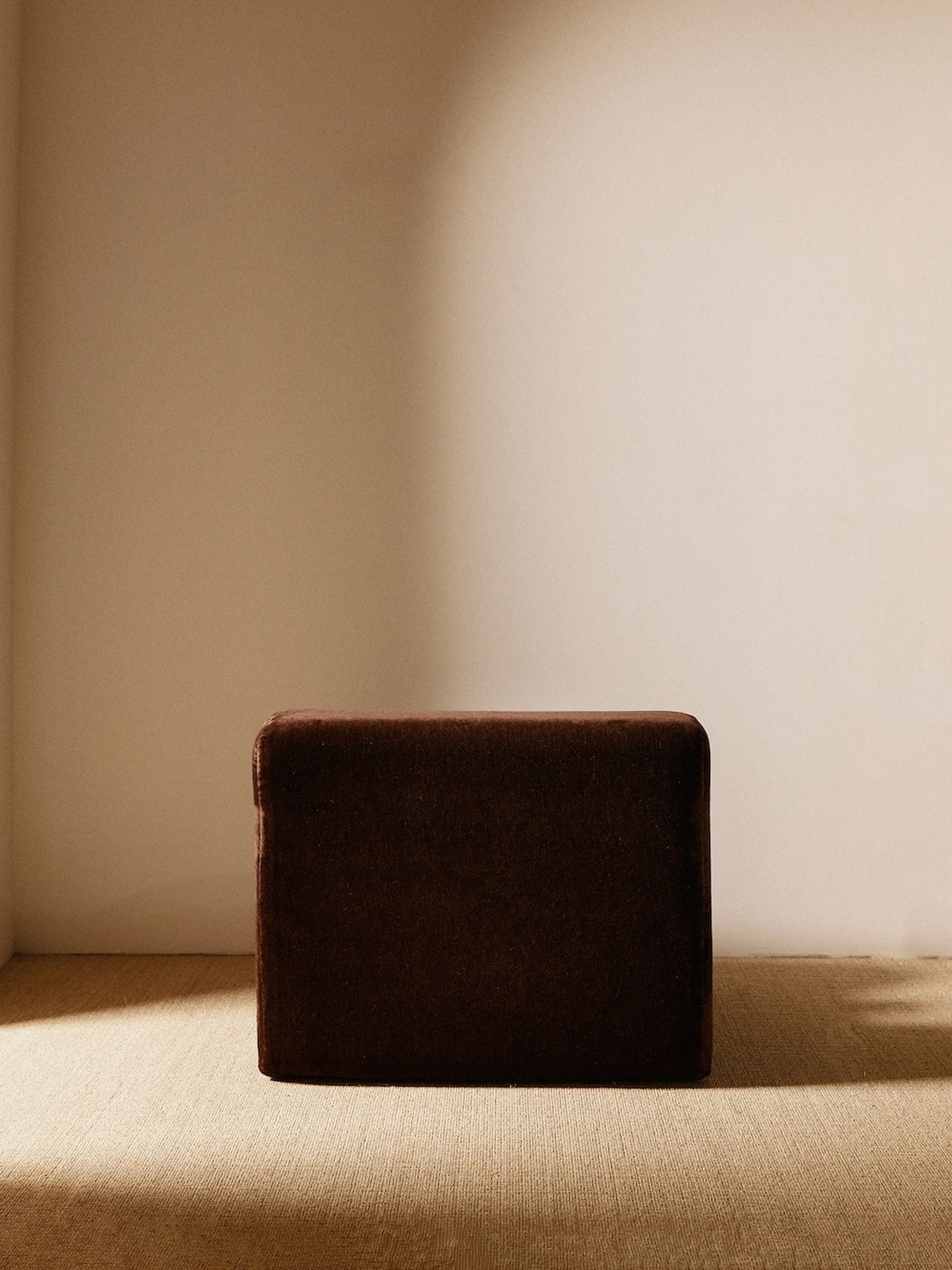 Pair of Karelia Lounge Chairs by Liisi Beckmann, Finland, 1966 Chairs