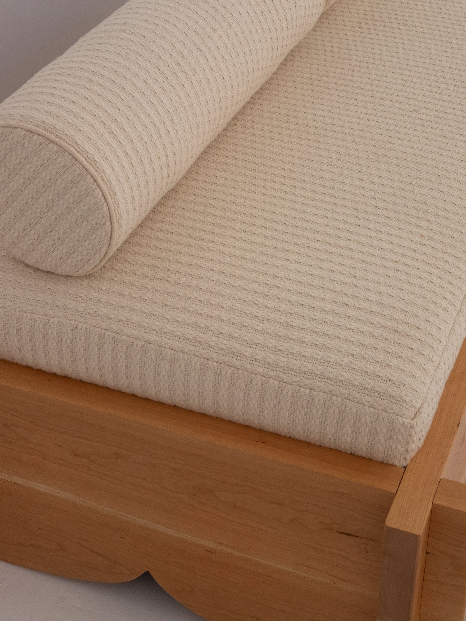 Rose Petal Daybed Beds