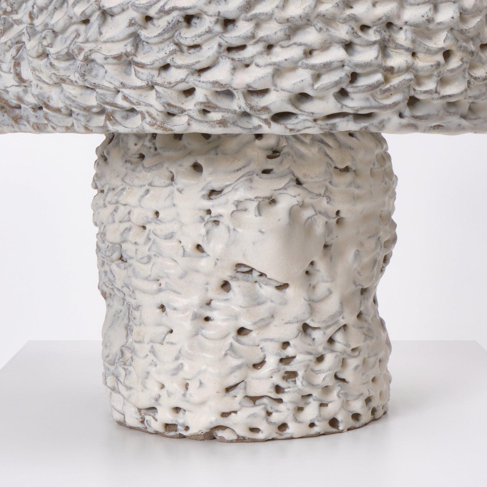 Medium Round Casa Table Light in White Table Lamps