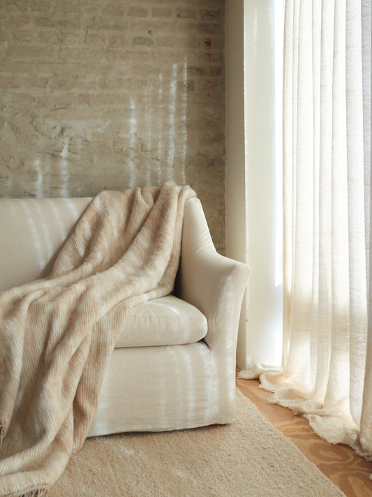 Sama Classic Throw Throws