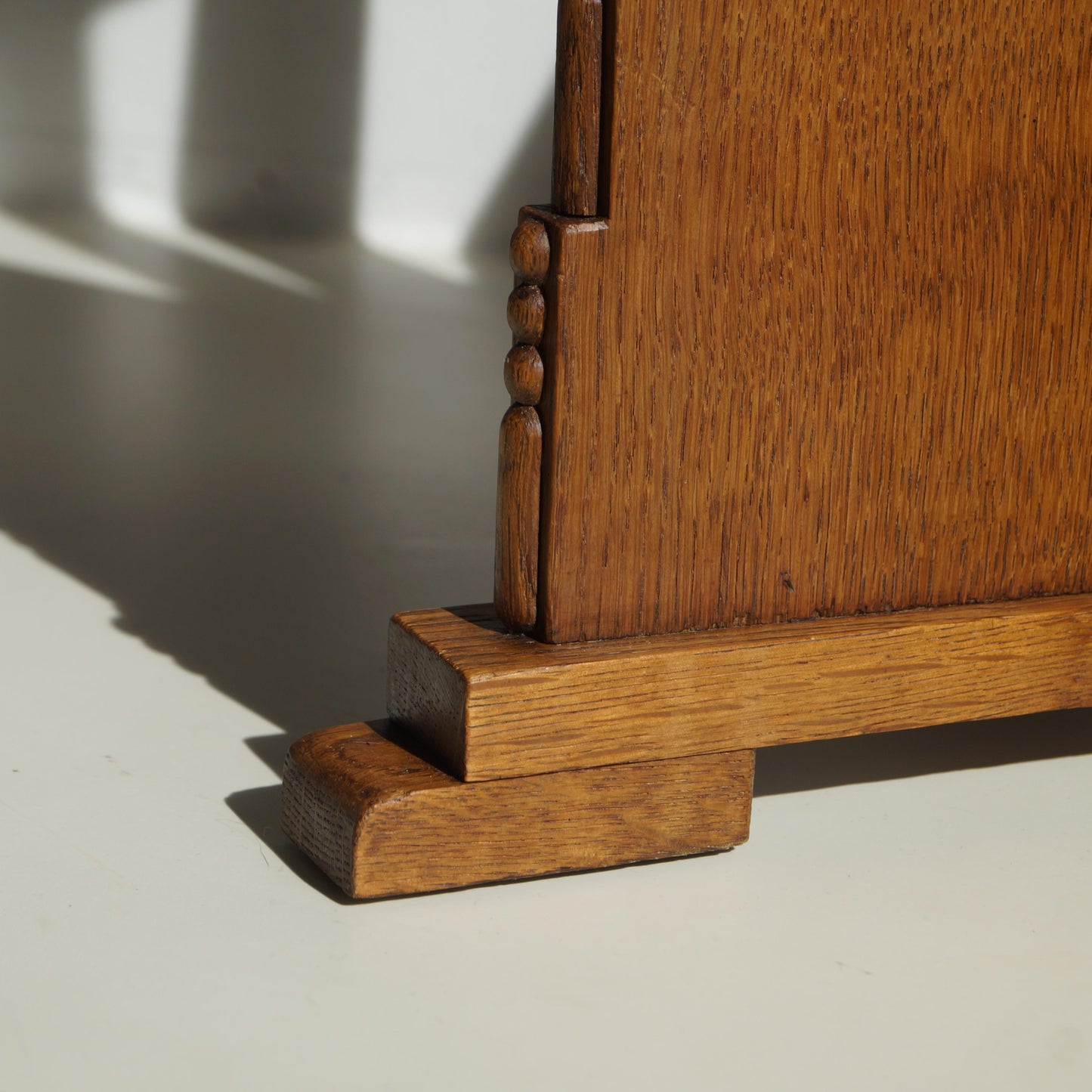 Sculptural Dutch Art Deco Amsterdam School Pedestal Table, 1920s End Tables