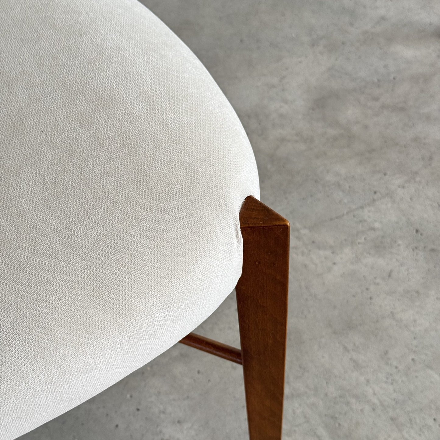 Set of 8 "969" Volute Chairs for the VI Triennale by Gio Ponti, Montina, 1970s Dining Chairs