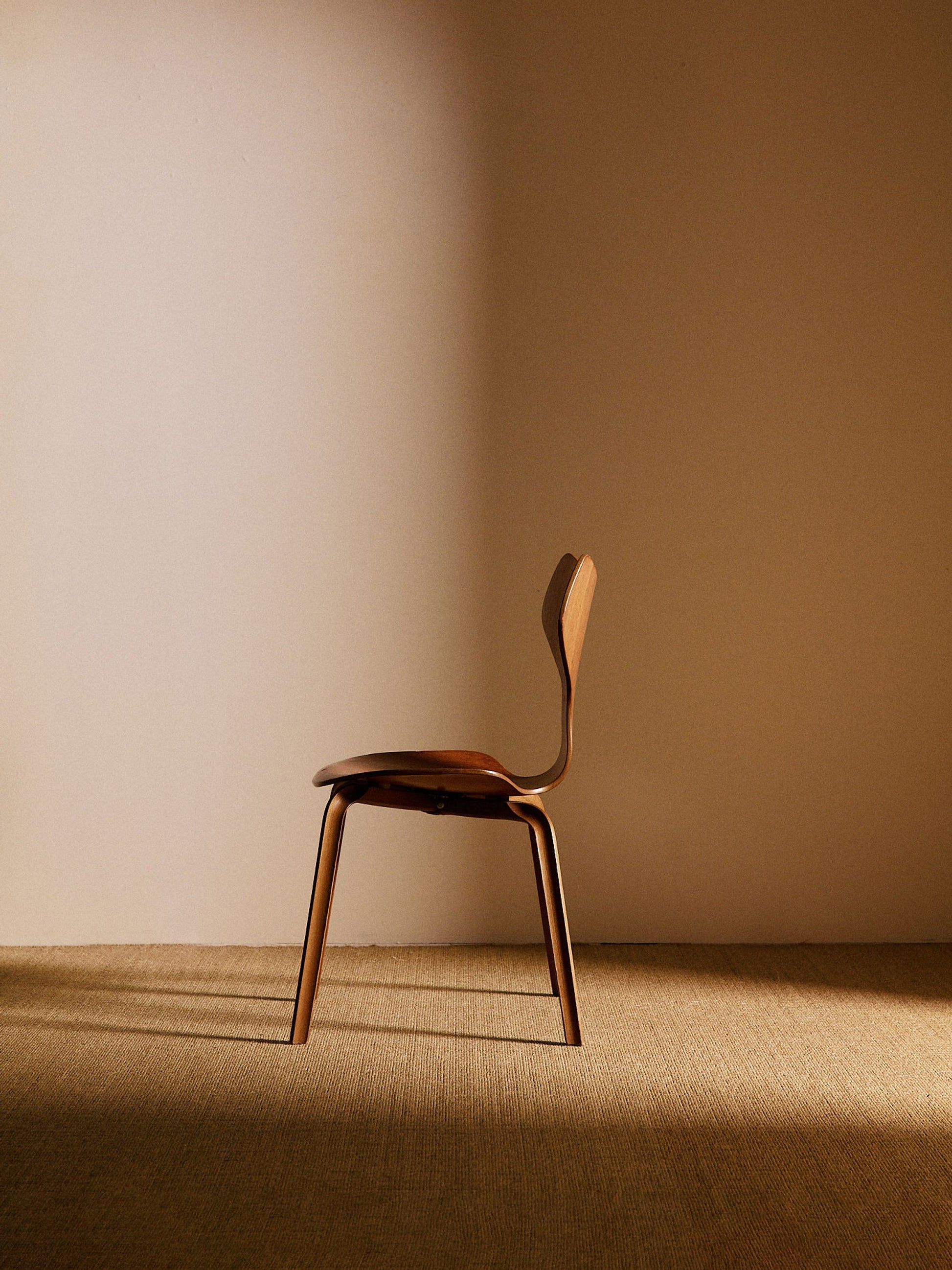 Set of 8 Grand Prix Chairs by Arne Jacobsen, Sweden, Circa 1960 Dining Chairs