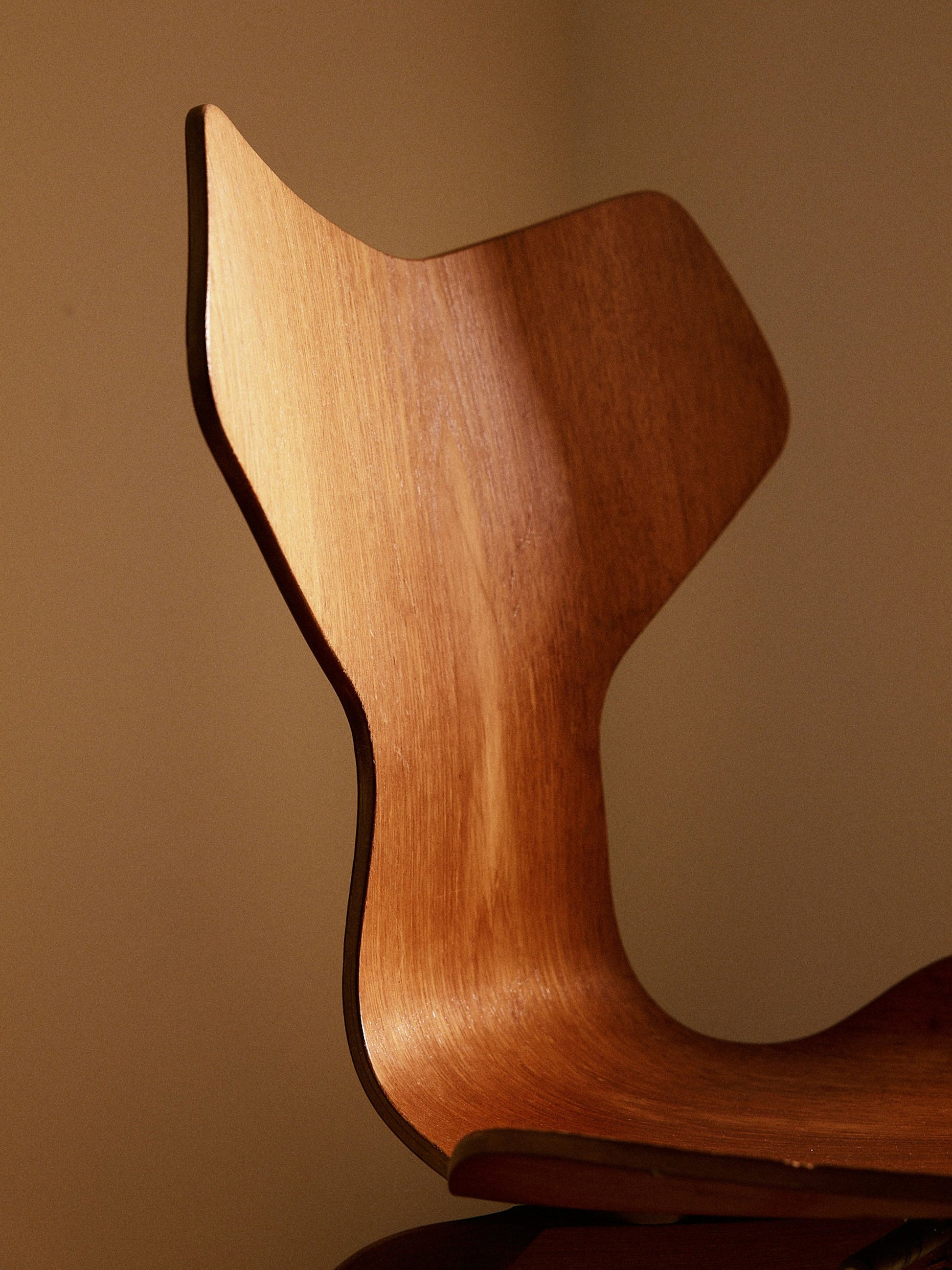 Set of 8 Grand Prix Chairs by Arne Jacobsen, Sweden, Circa 1960 Dining Chairs