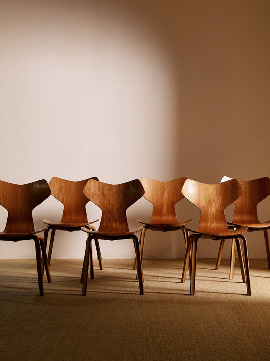 Set of 8 Grand Prix Chairs by Arne Jacobsen, Sweden, Circa 1960 Dining Chairs