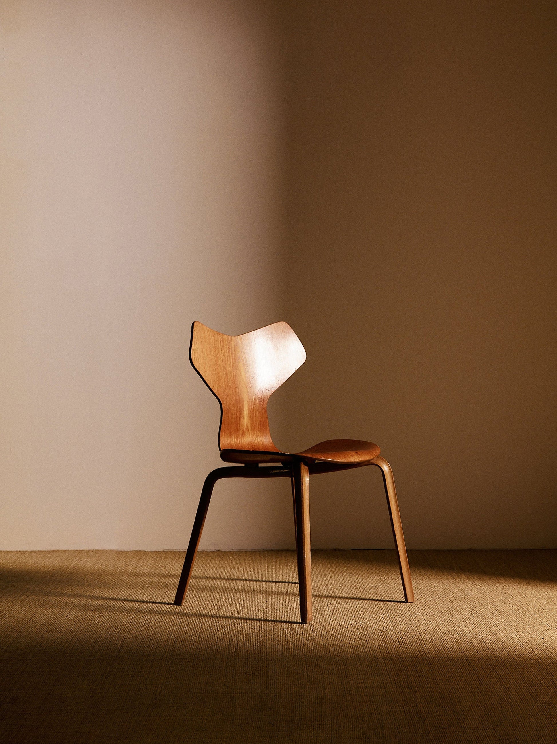 Set of 8 Grand Prix Chairs by Arne Jacobsen, Sweden, Circa 1960 Dining Chairs