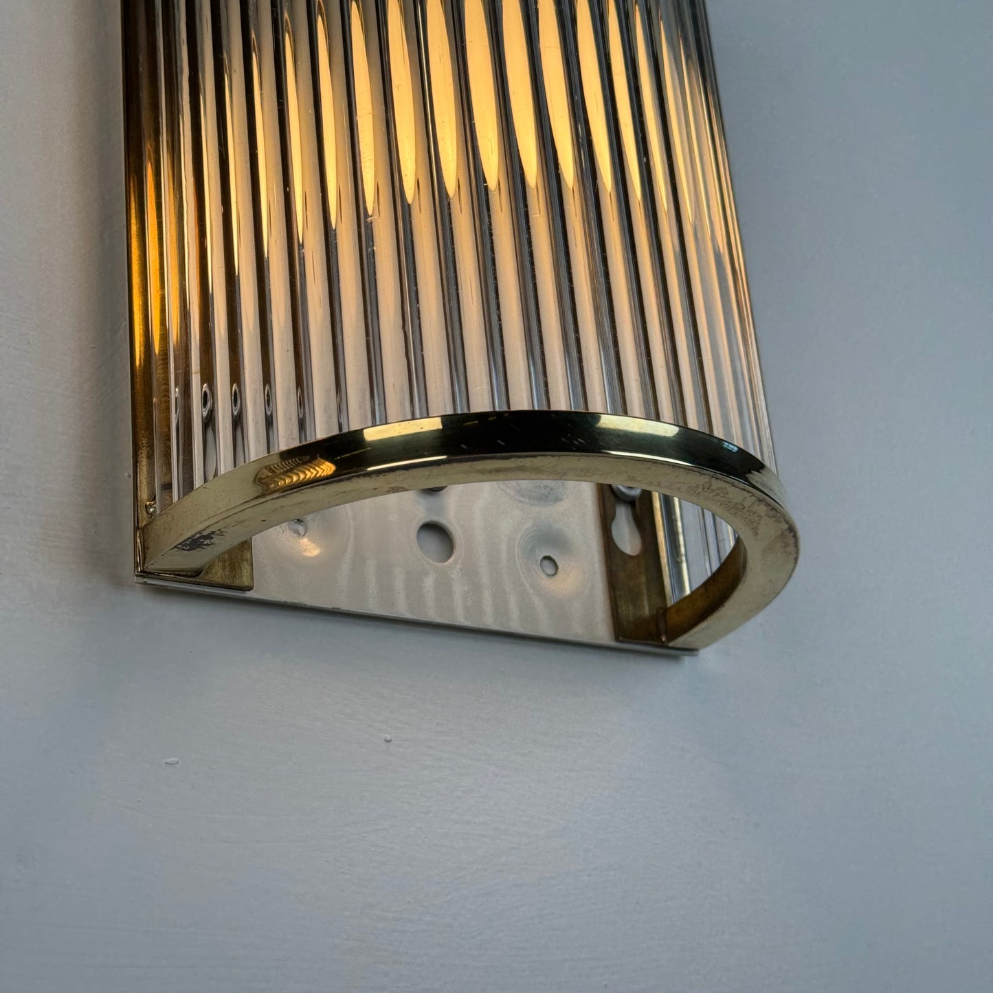 Set of Two Art Deco Style Murano Glass and Brass Wall Sconces by De Majo, 1970s Sconces