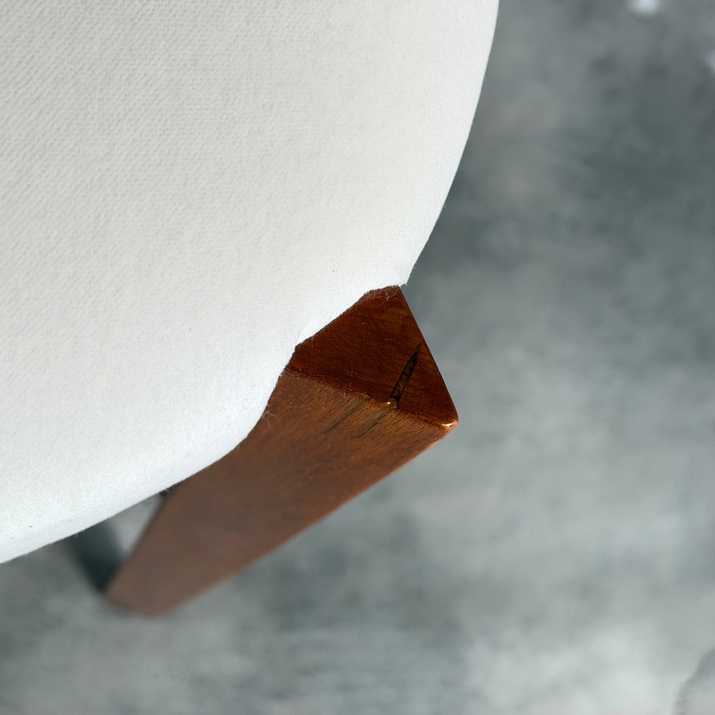 Set of 8 "969" Volute Chairs for the VI Triennale by Gio Ponti, Montina, 1970s Dining Chairs