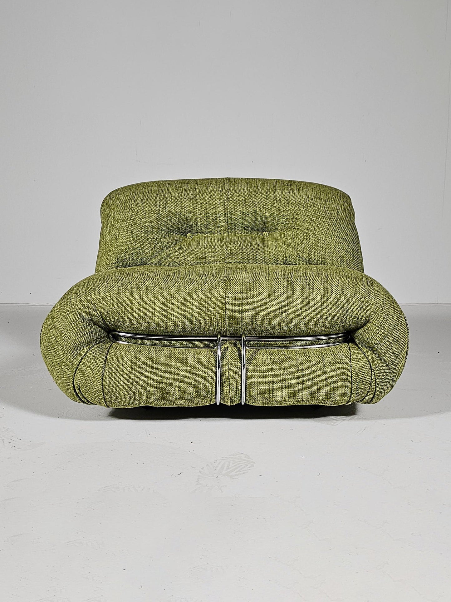 Soriana Lounge Chair in Green Linen, Afra & Tobia Scarpa, Cassina Chairs