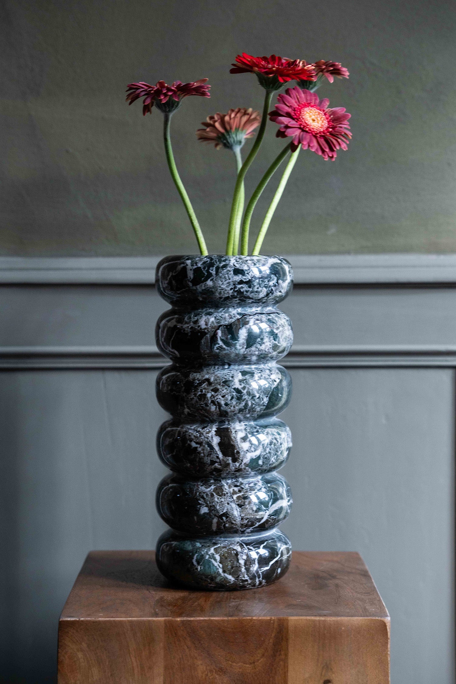 Wavy Vase by Manifeste Vases